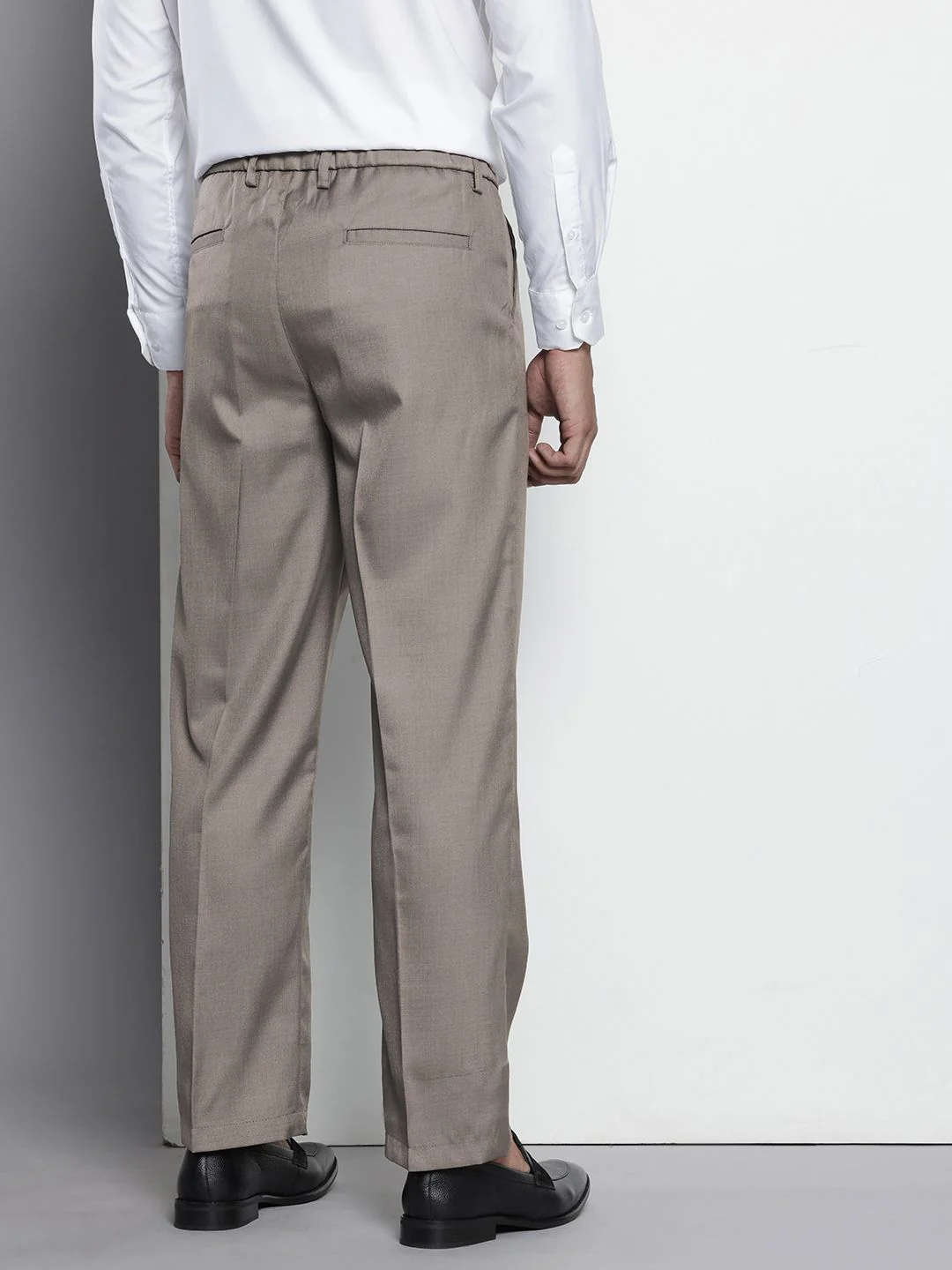 Men's Grey Relaxed Fit Textured Formal Trouser - Image 4