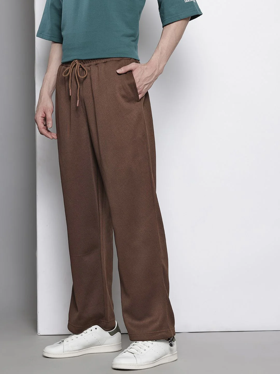 Men's Sepia Relaxed Fit Solid Street Wear Jogger - Image 2