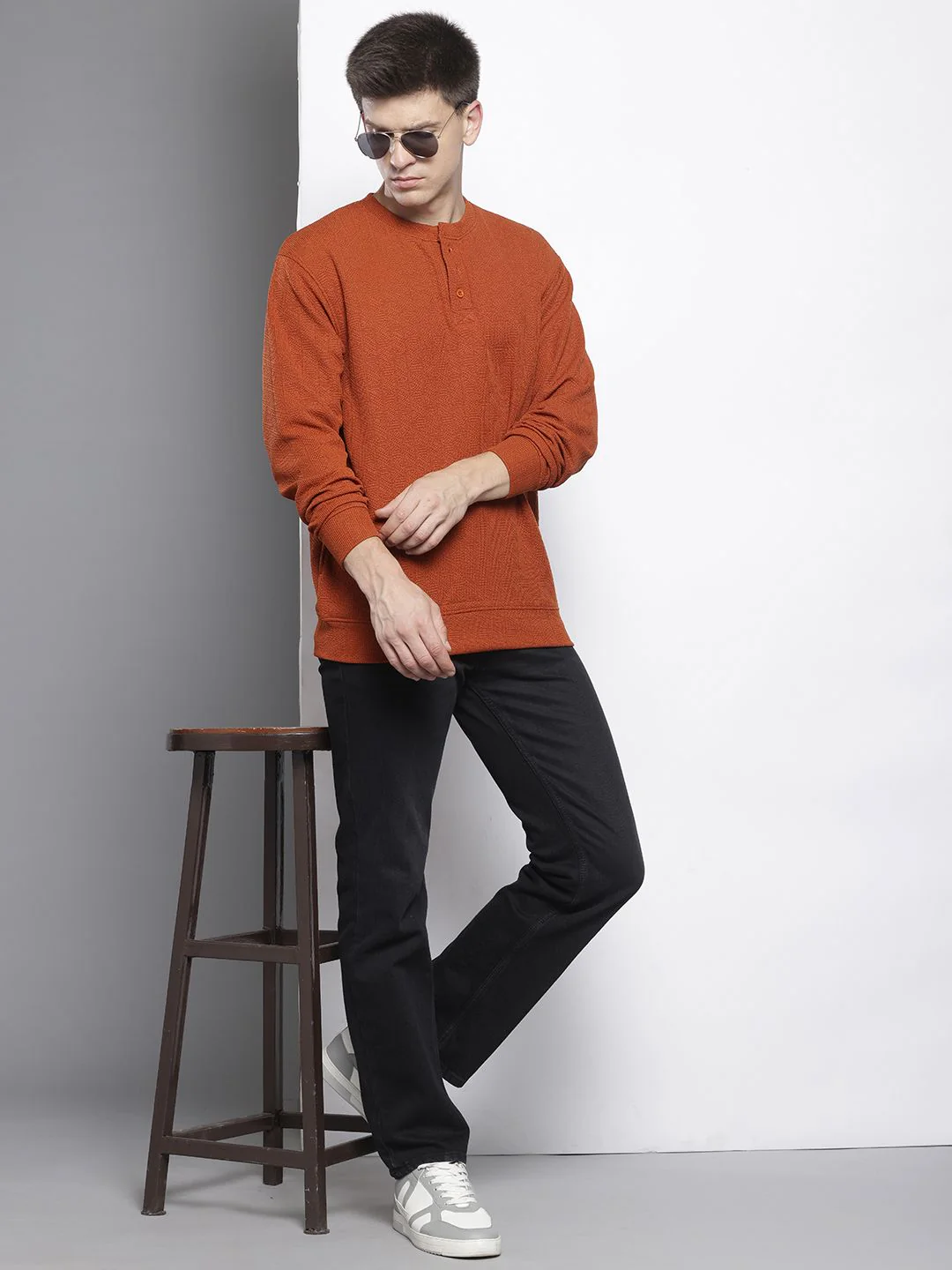 Men's Warm Amber Relaxed Fit Solid Street Wear Sweatshirts - Image 5