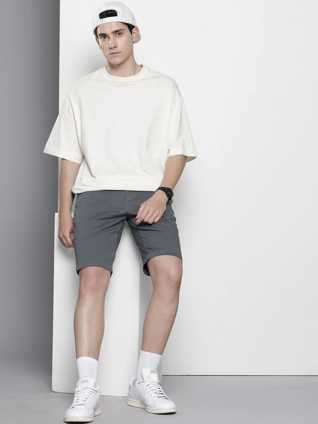 Men's Stone Blue Regular Fit Solid Casual Shorts - Image 2