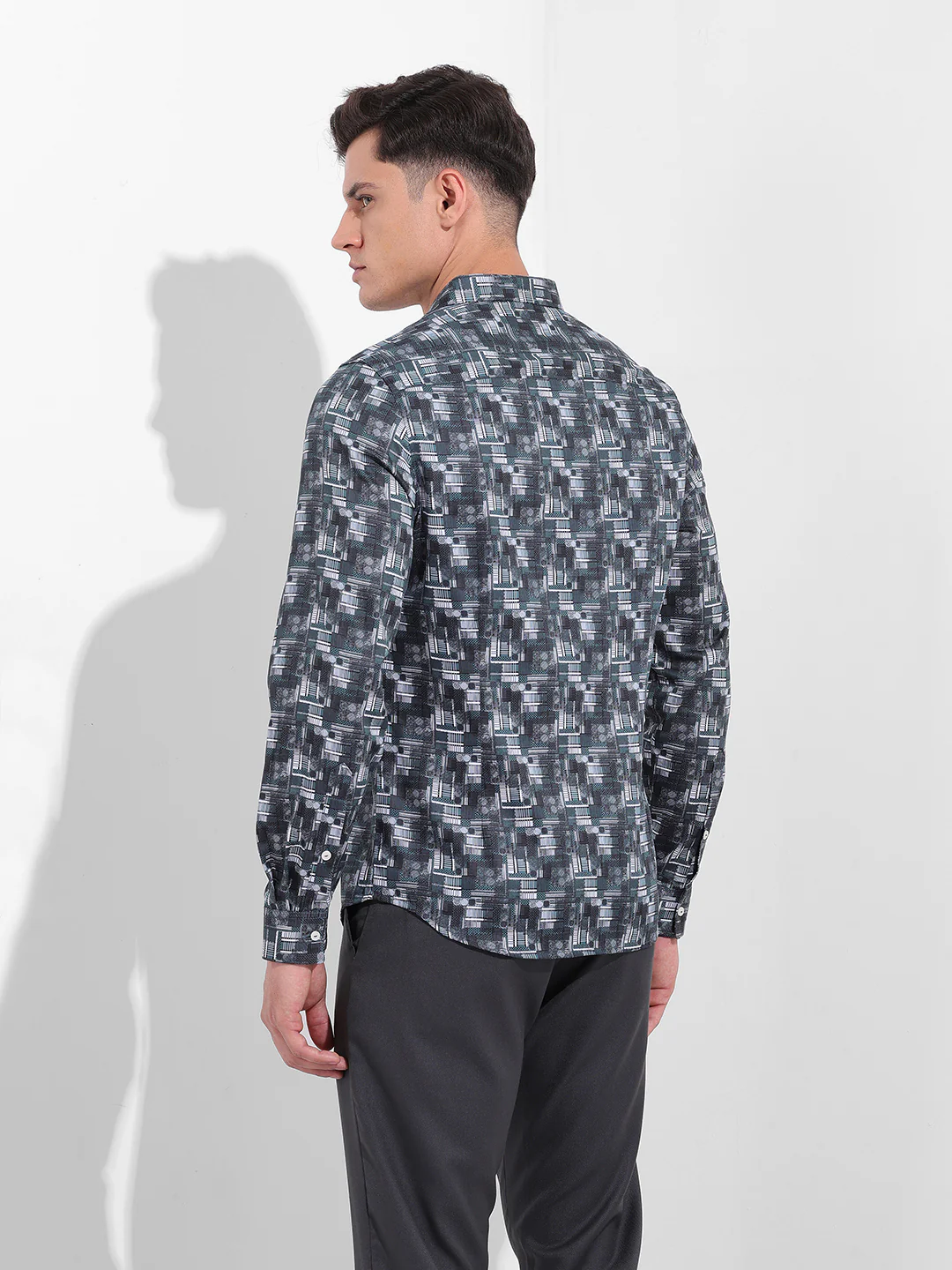 Men's Black Slim Fit Printed Party Wear Shirt - Image 4