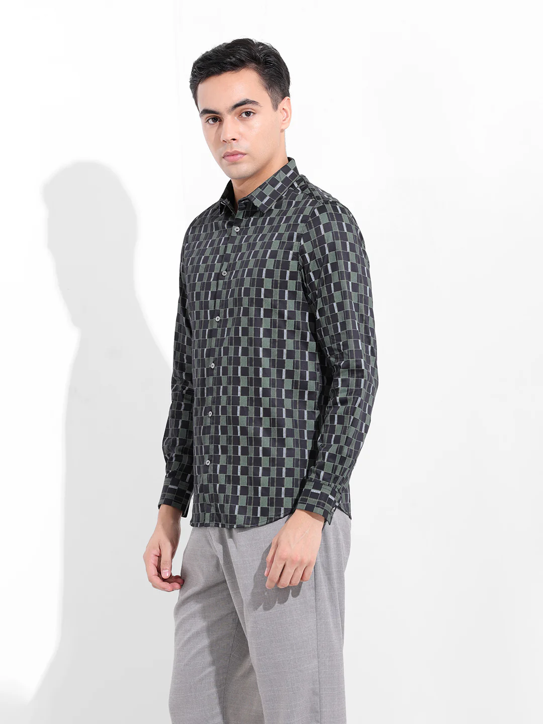 Men's Black Slim Fit Printed Party Wear Shirt - Image 2