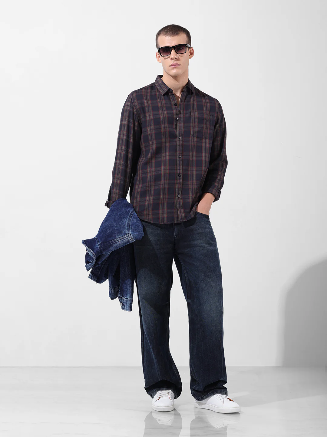 Men's Black Slim Fit Checked Casual Shirt - Image 8