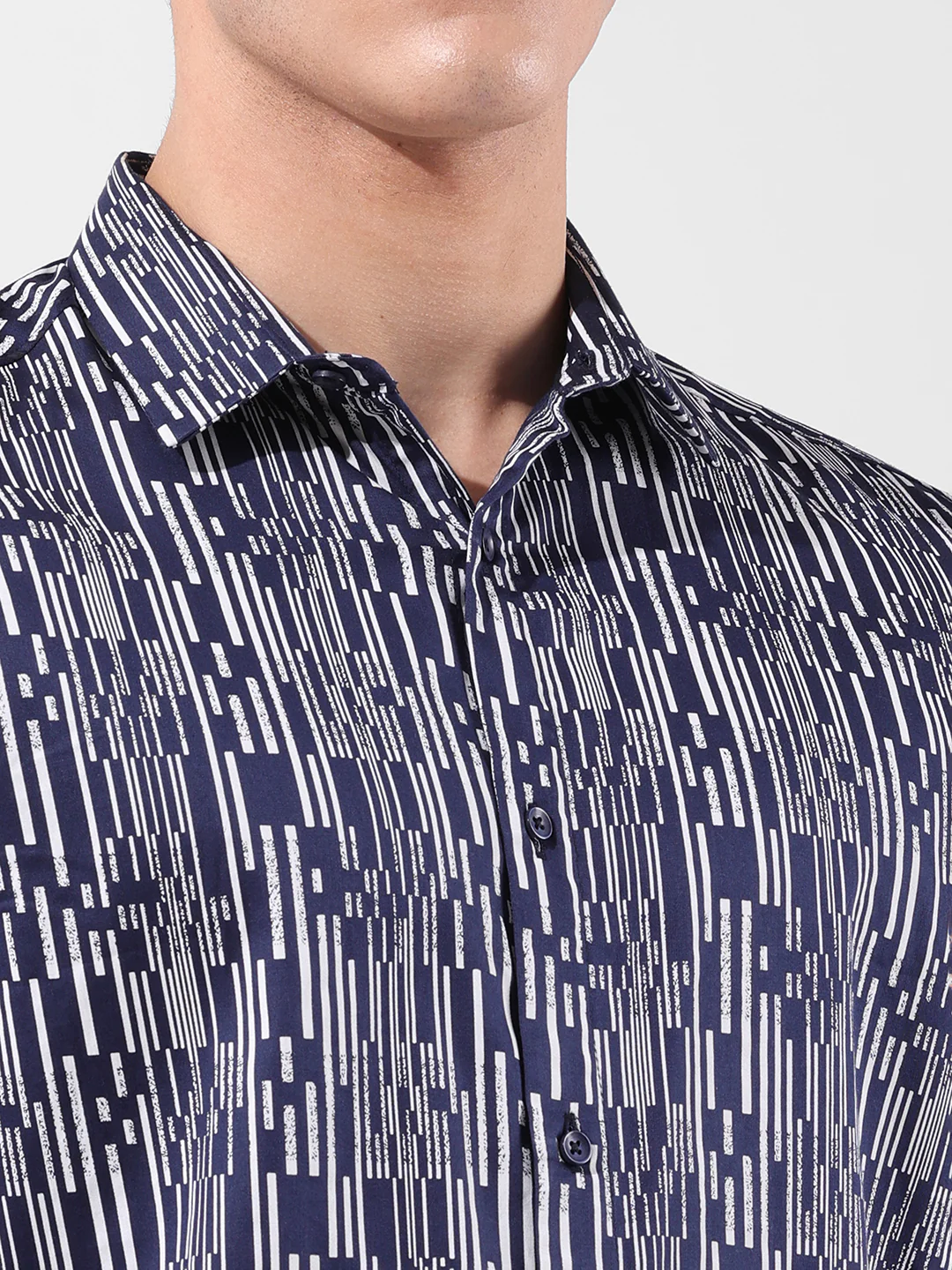Men's Navy Blue Slim Fit Printed Party Wear Shirt - Image 3