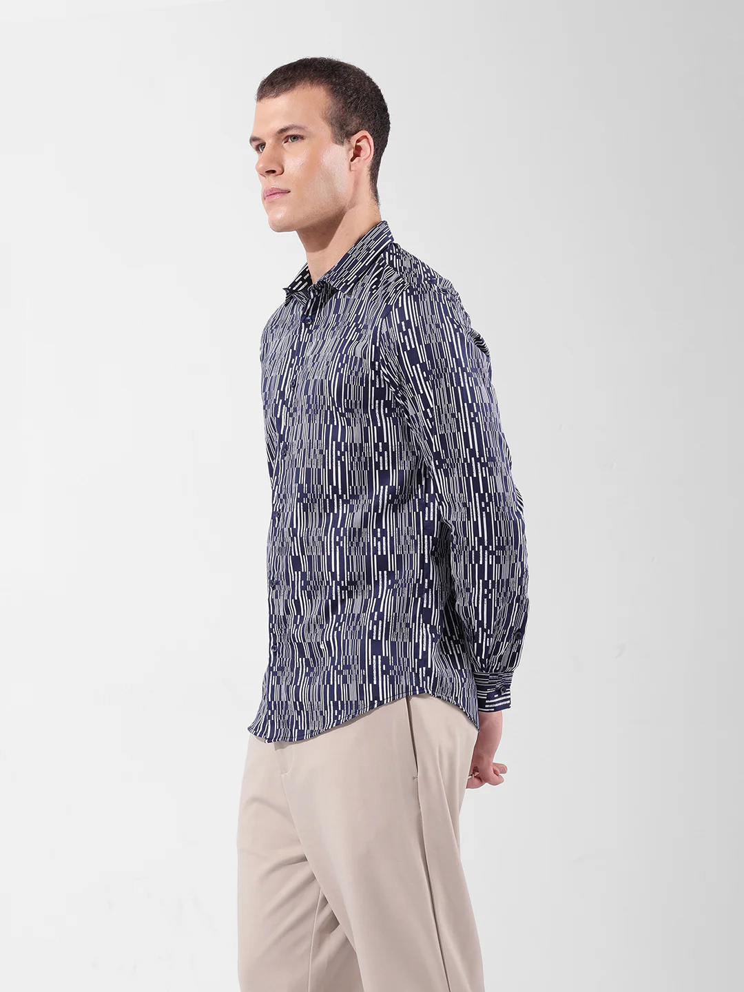 Men's Navy Blue Slim Fit Printed Party Wear Shirt - Image 4