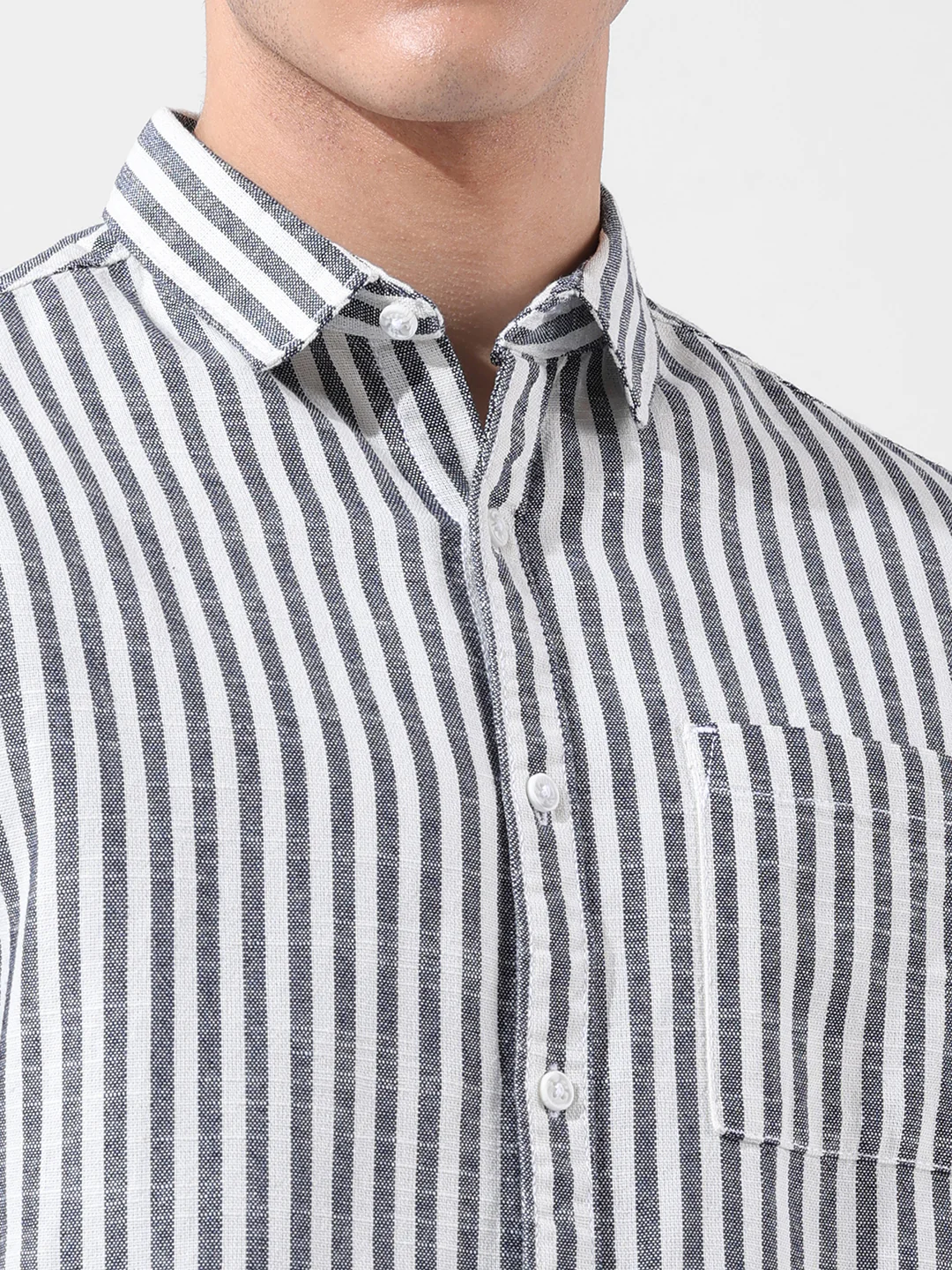 Men's Navy Blue Slim Fit Striped Casual Shirt - Image 3