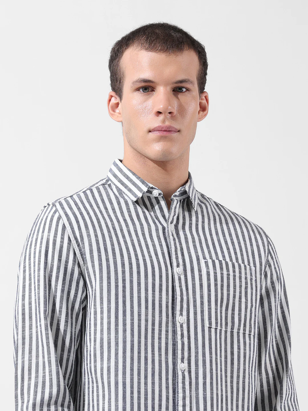 Men's Navy Blue Slim Fit Striped Casual Shirt - Image 6