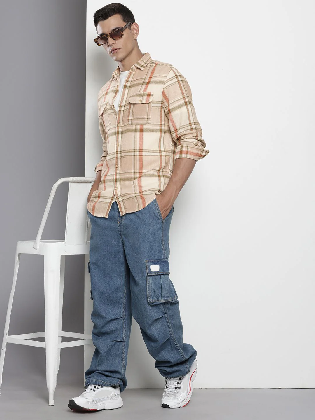Men's Beige Slim Fit Checked Casual Shirt - Image 3