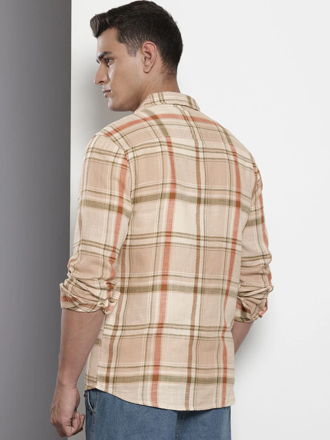 Men's Beige Slim Fit Checked Casual Shirt - Image 4