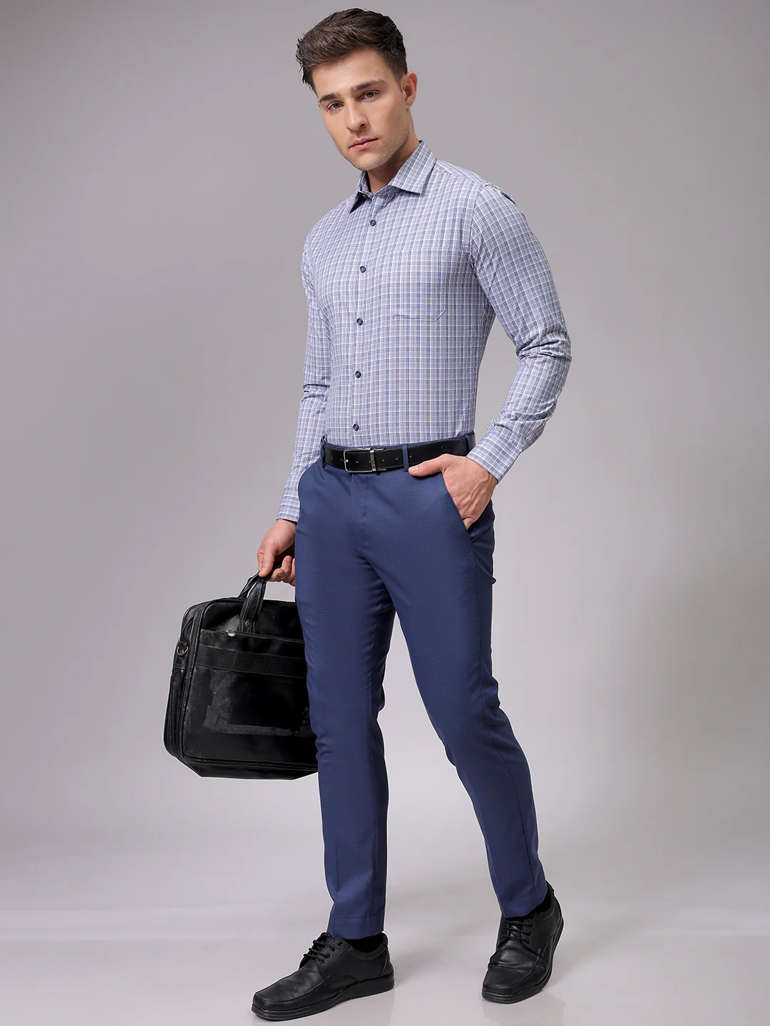 Men's Slim Fit Checked Formal Shirt - Image 4