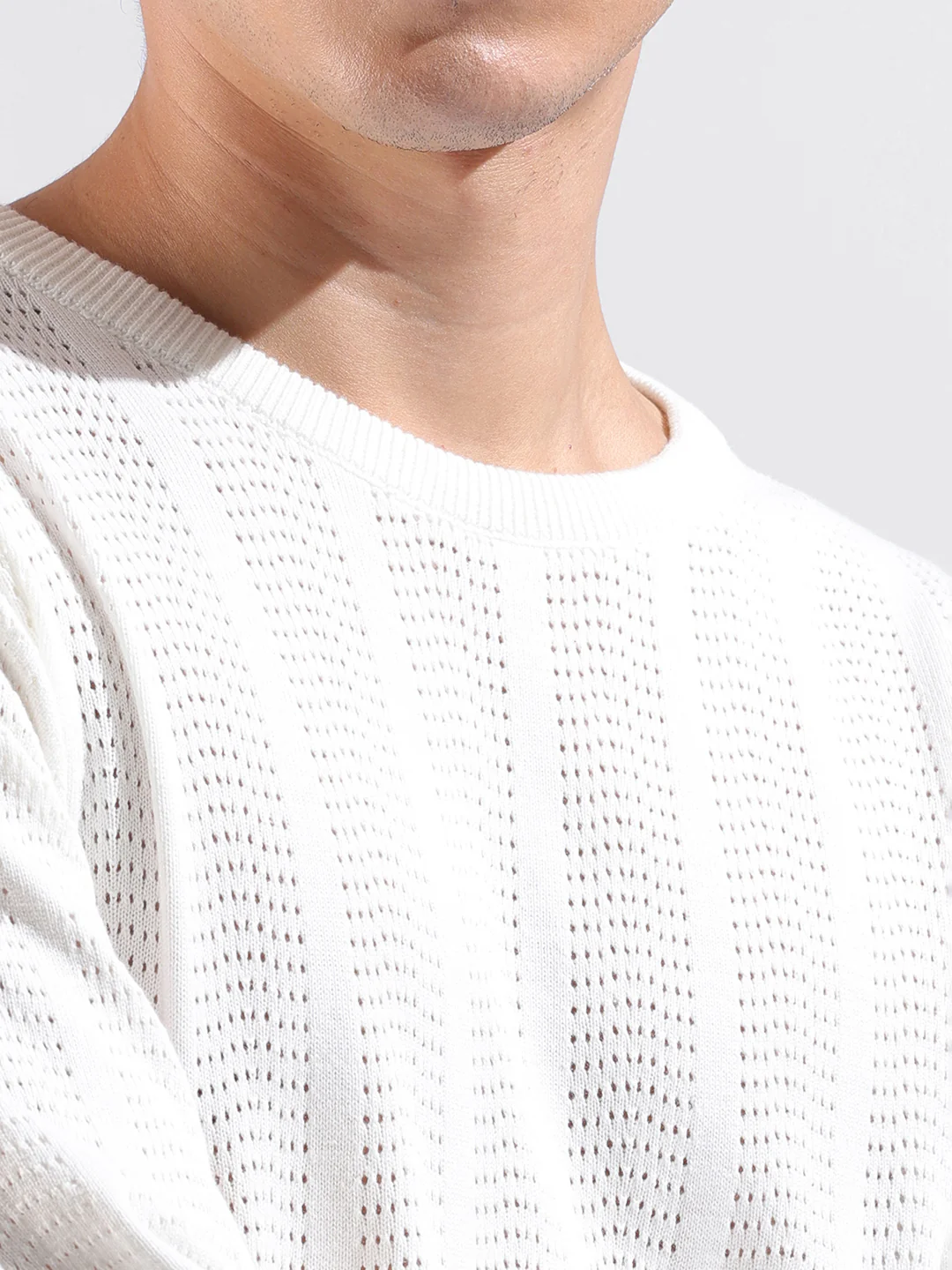 Men's White Slim Fit Solid Flat Knit Crew Neck T-Shirt - Image 3