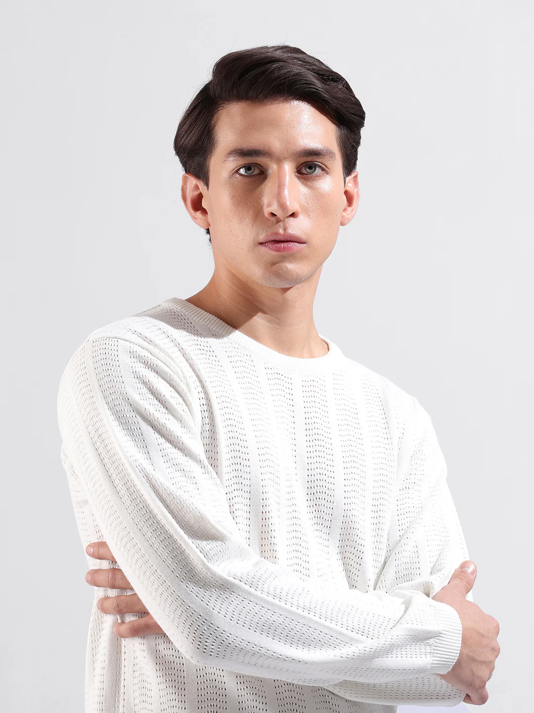 Men's White Slim Fit Solid Flat Knit Crew Neck T-Shirt - Image 8