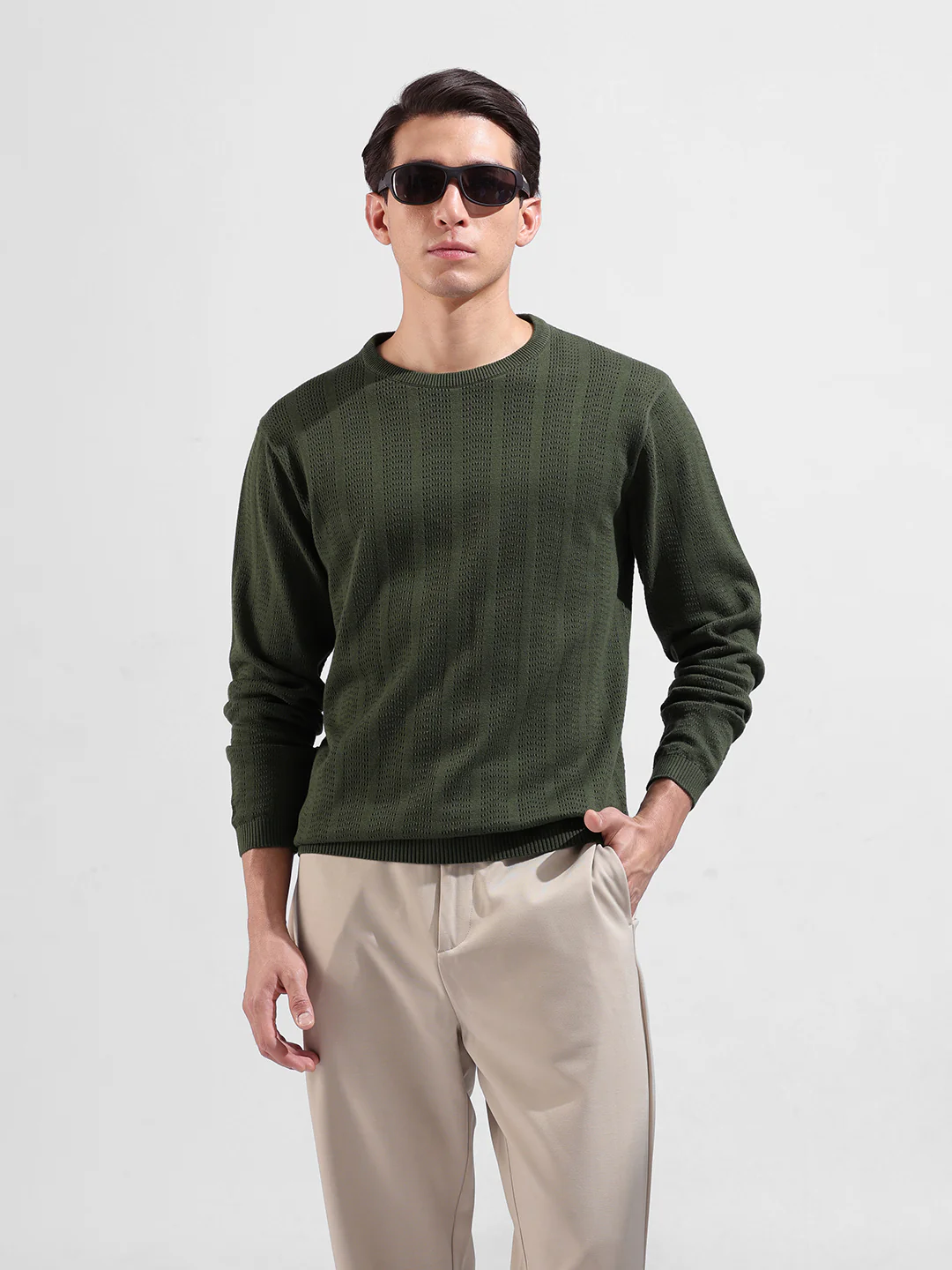 Men's Green Slim Fit Solid Flat Knit T-Shirt - Image 2
