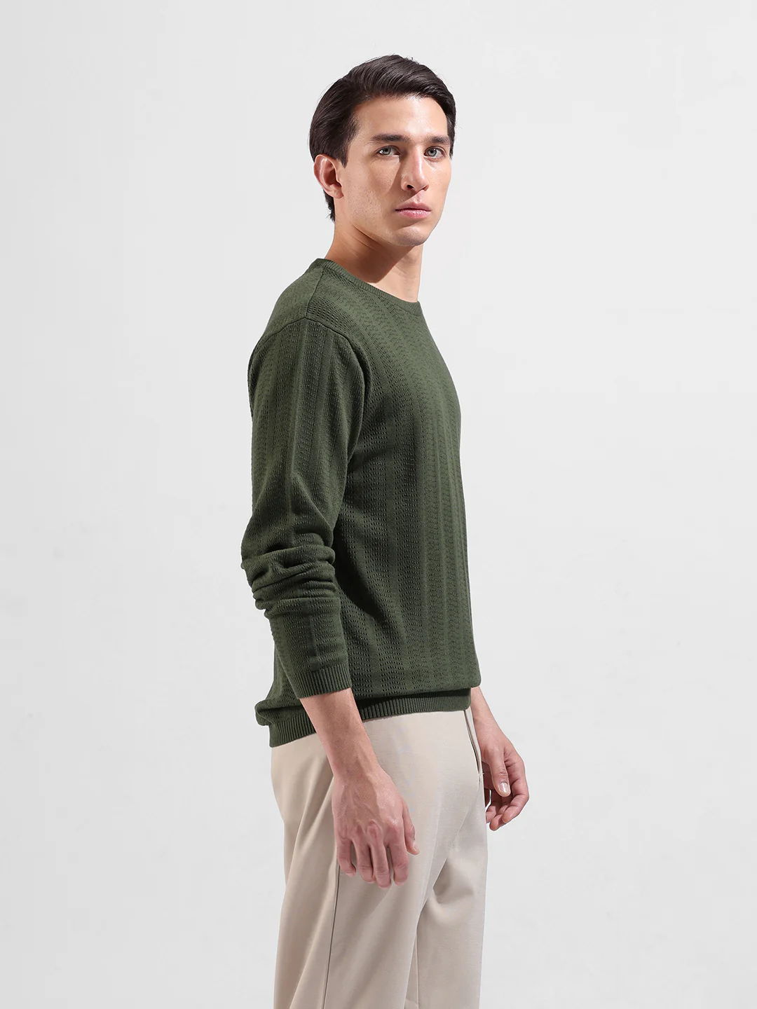 Men's Green Slim Fit Solid Flat Knit T-Shirt - Image 6