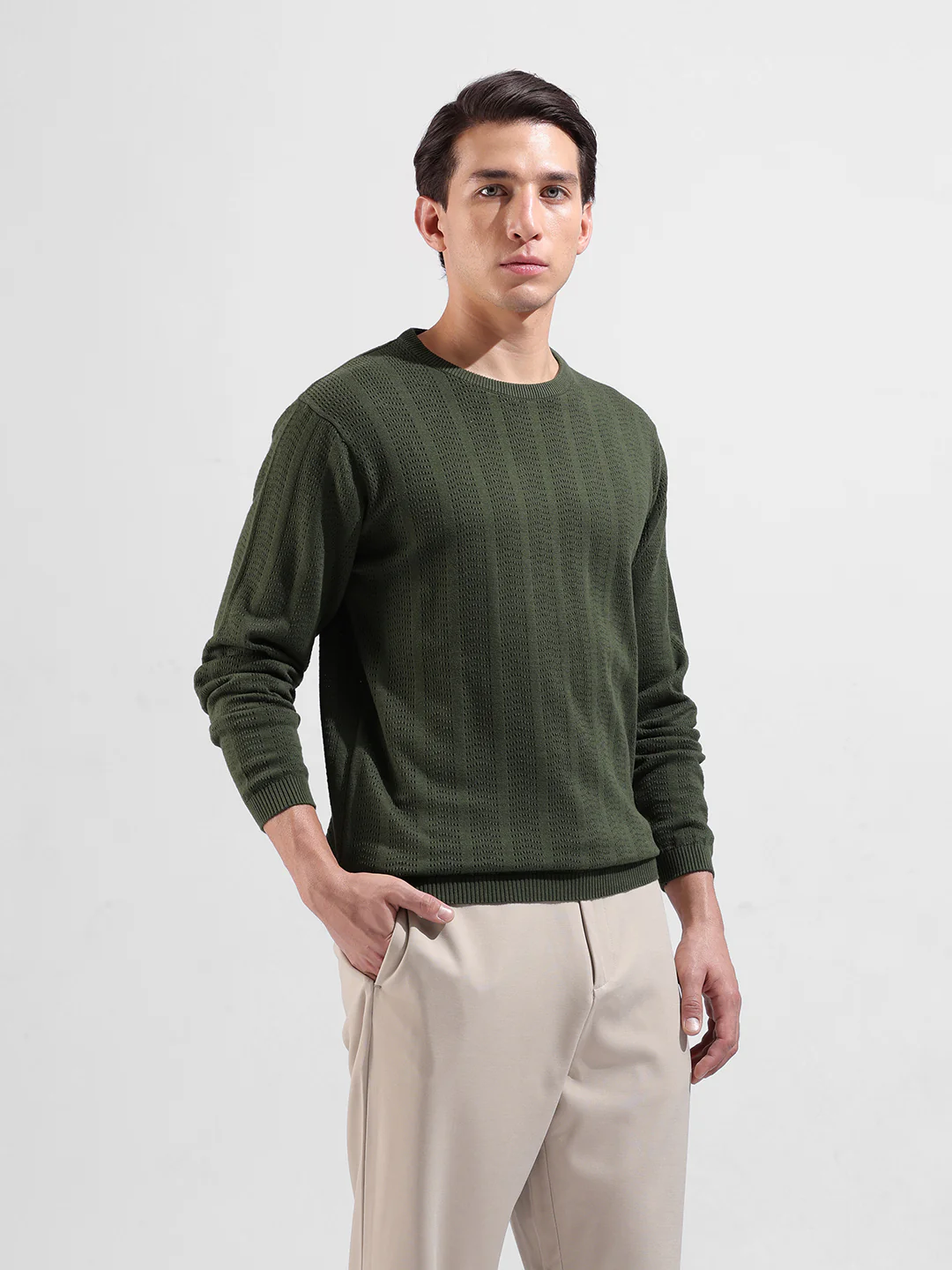 Men's Green Slim Fit Solid Flat Knit T-Shirt - Image 8