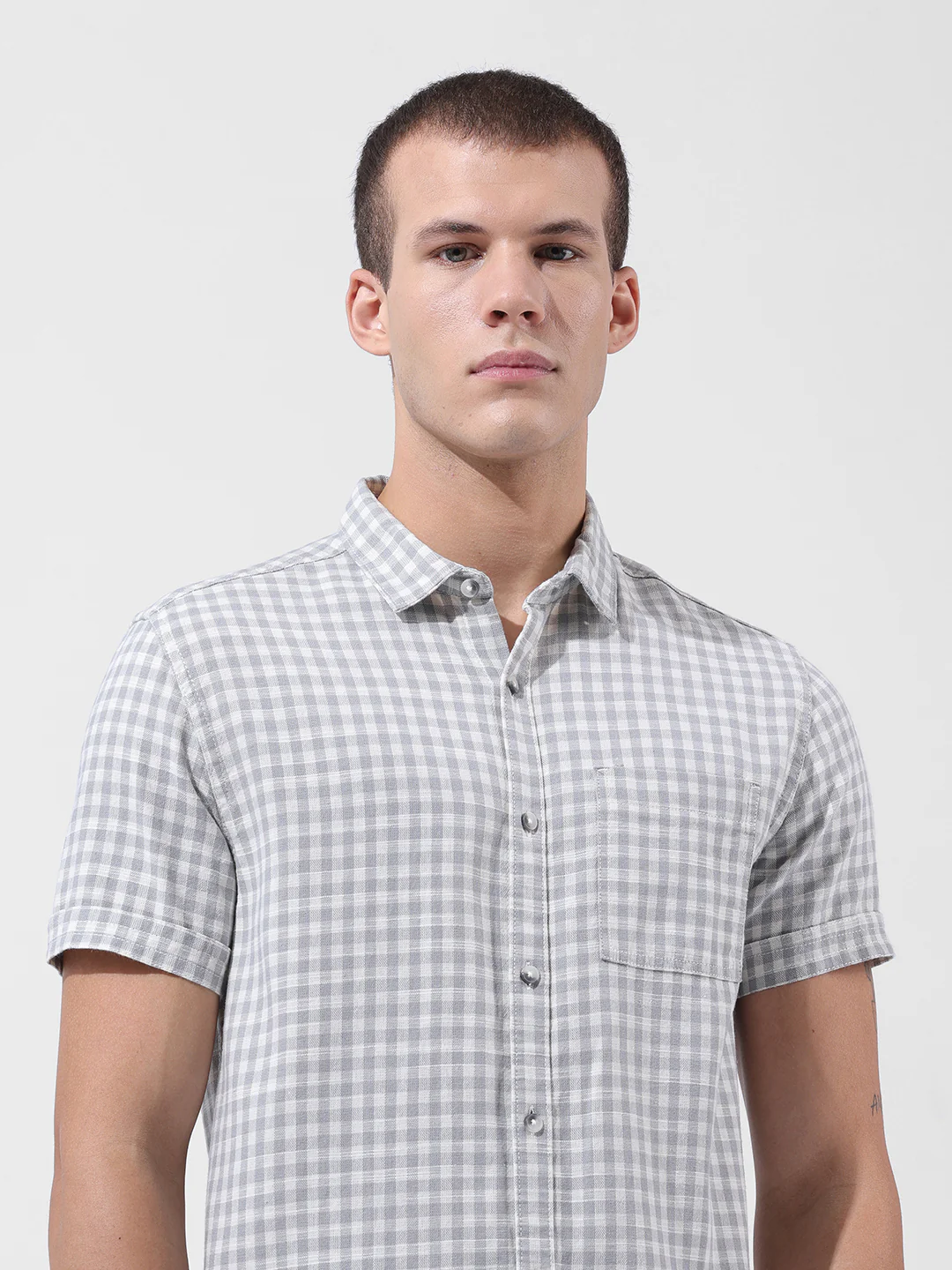 Men's Grey Slim Fit Checked Casual Shirt - Image 5