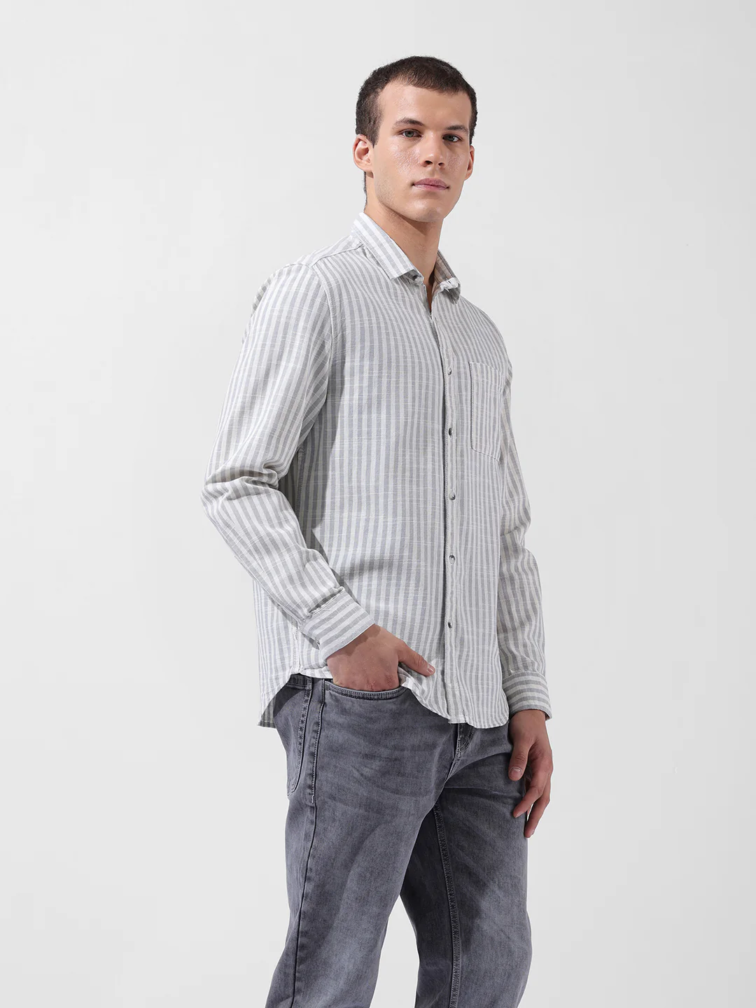 Men's Grey Slim Fit Striped Casual Shirt - Image 2