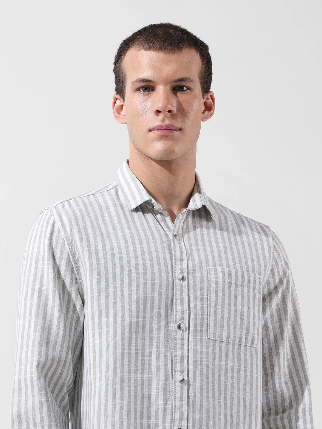 Men's Grey Slim Fit Striped Casual Shirt - Image 3