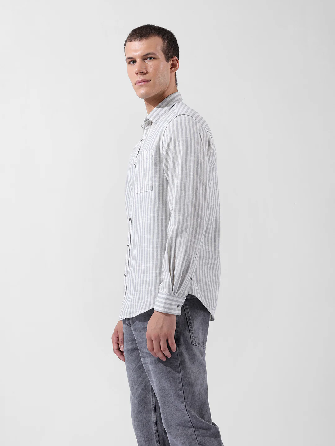 Men's Grey Slim Fit Striped Casual Shirt - Image 4