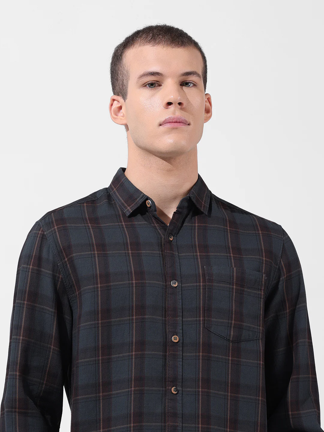 Men's Olive Slim Fit Checked Casual Shirt - Image 5