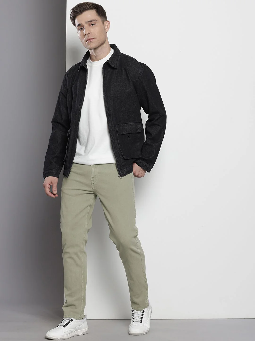 Men's Sage Green Slim Fit Solid Casual Jeans - Image 4