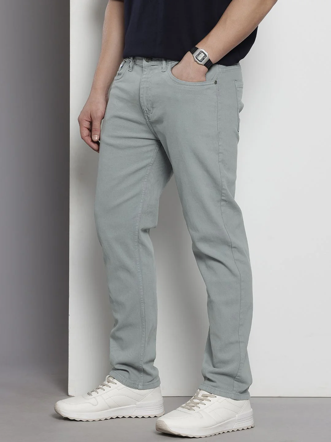 Men's Grey Slim Fit Solid Casual Jeans - Image 2