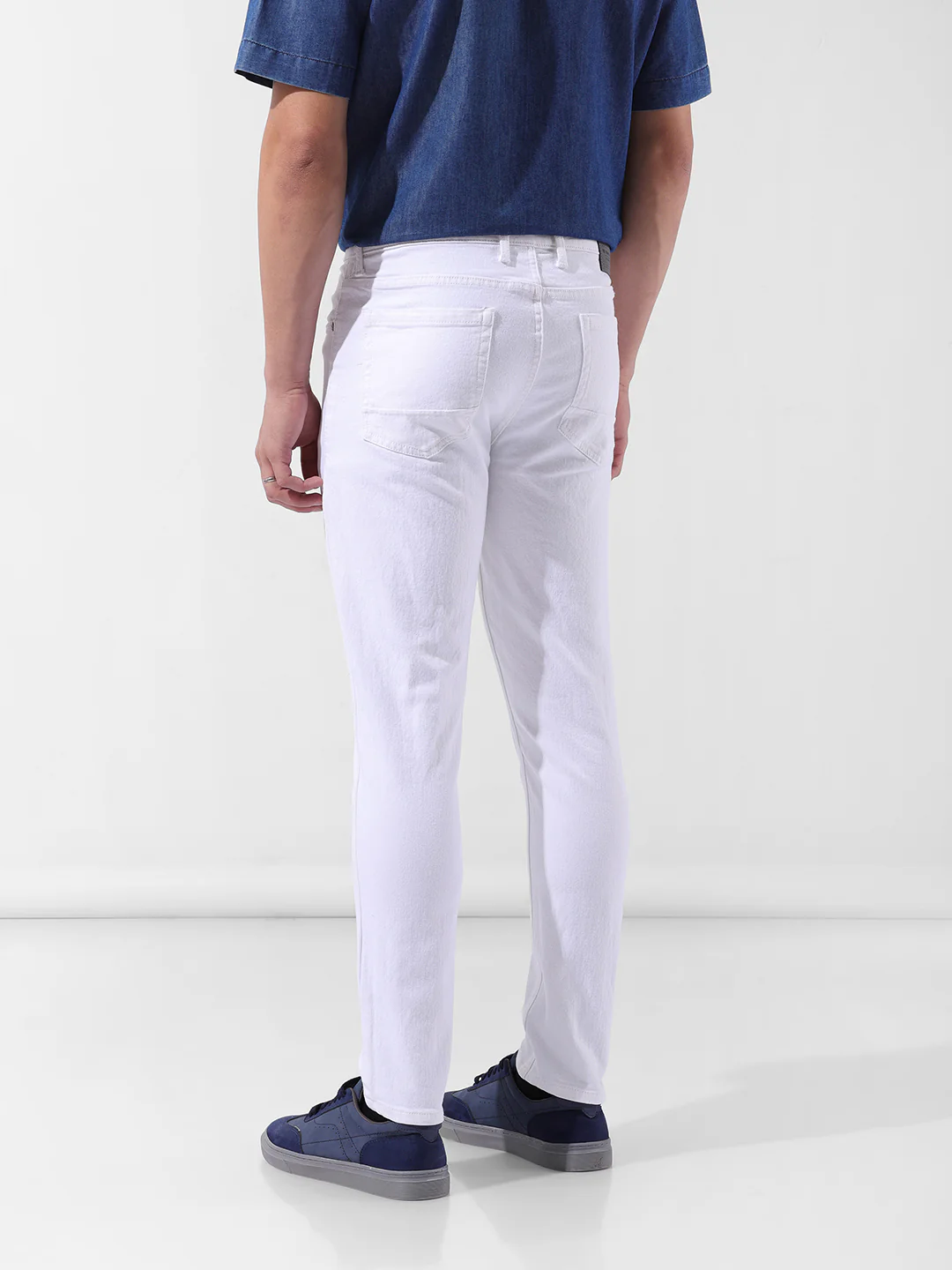 Men's White Slim Fit Casual Jeans - Image 4