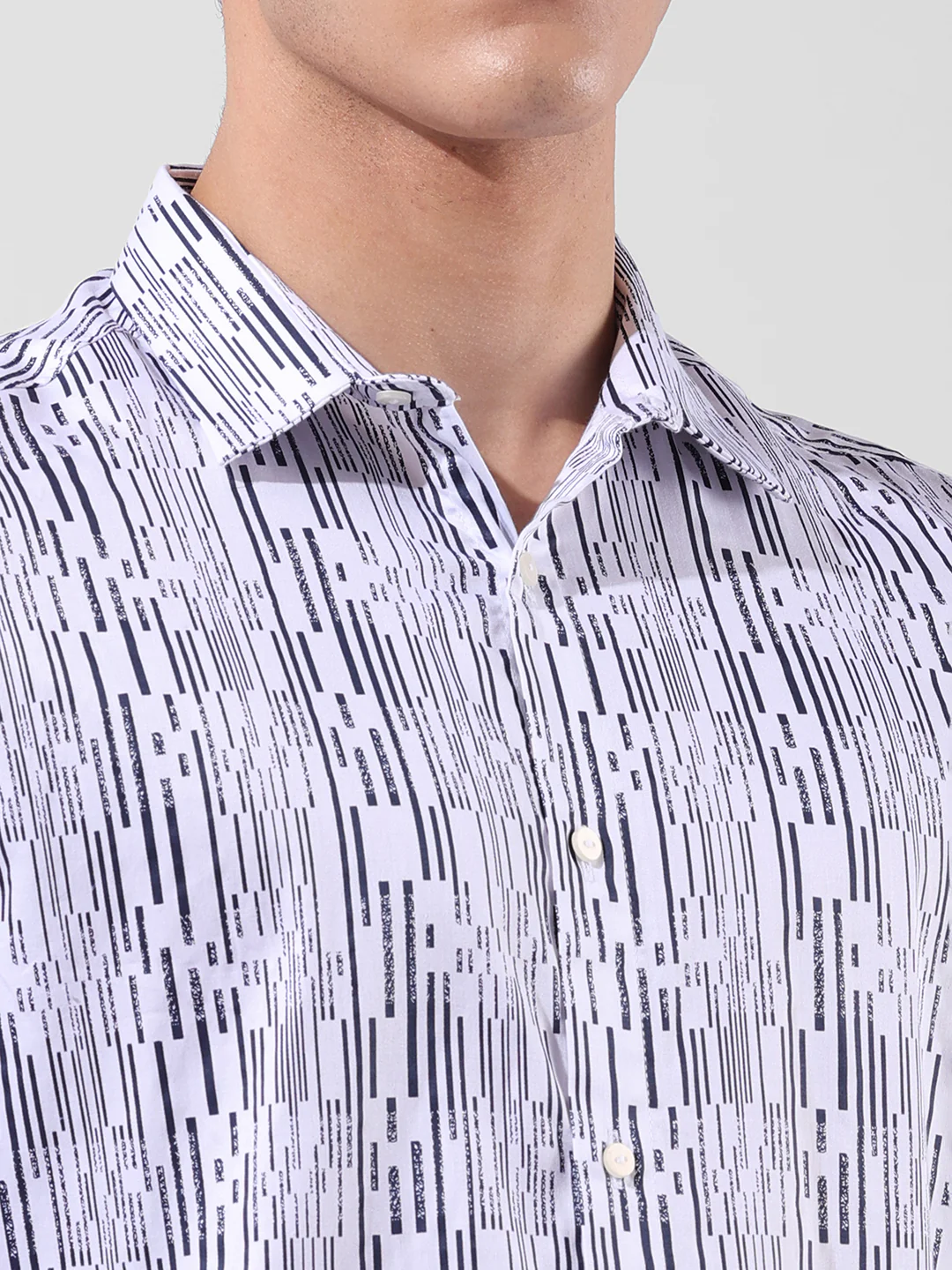 Men's White Slim Fit Printed Party Wear Shirt - Image 3
