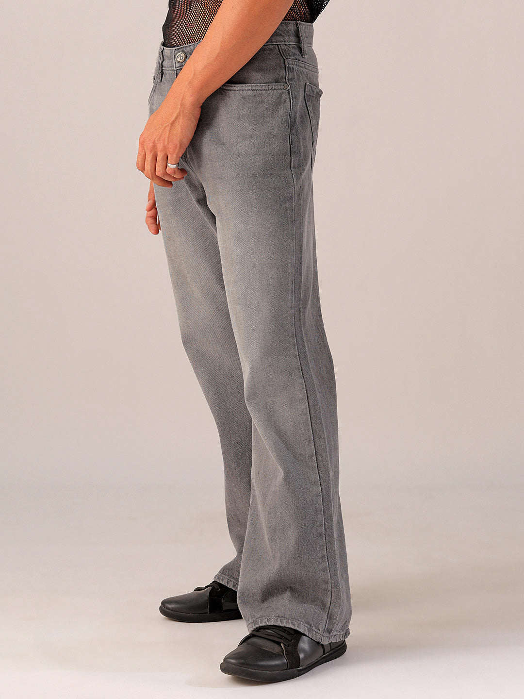 Men's Grey Loose Fit Solid Street Wear Jeans - Image 4