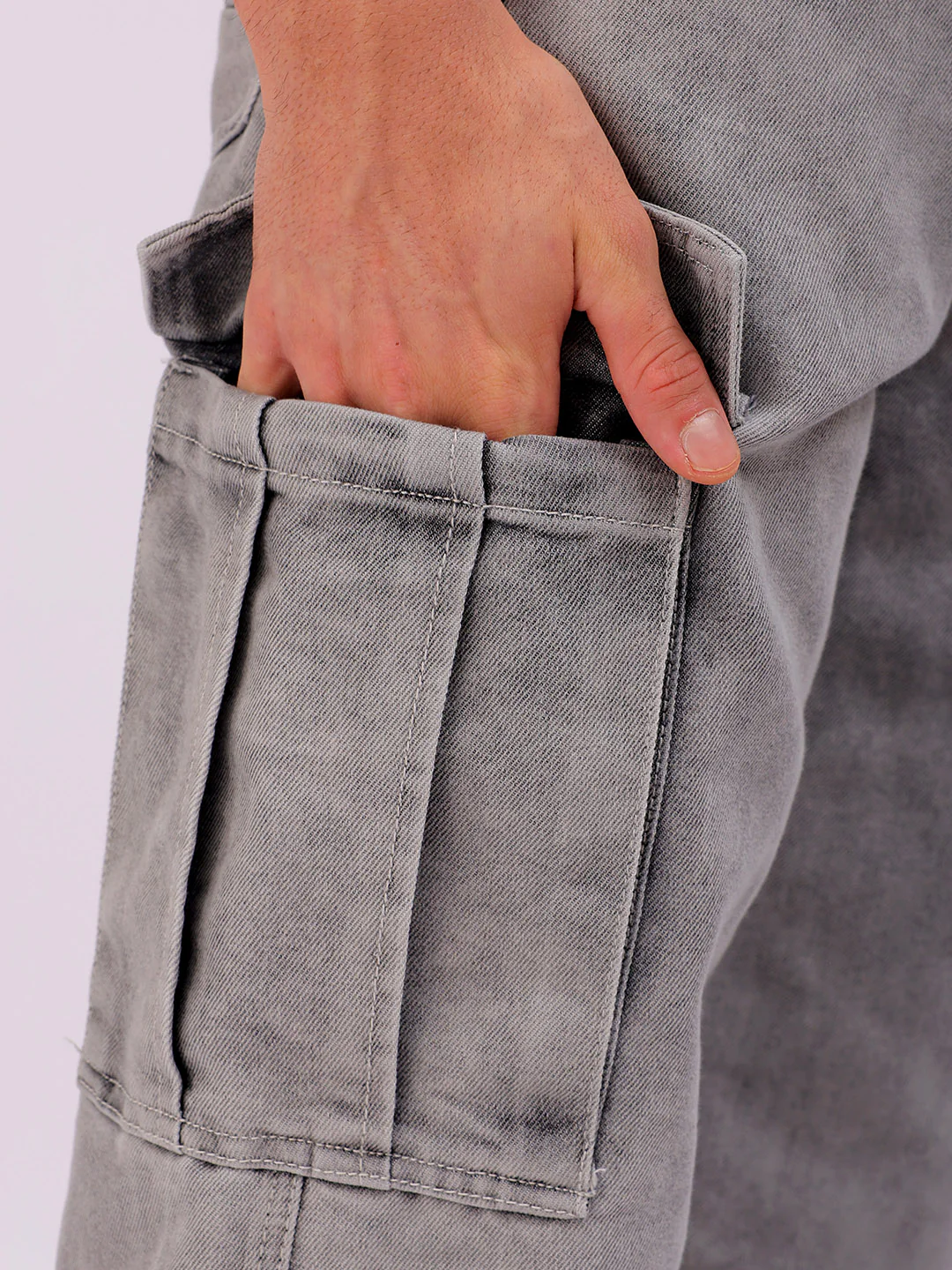 Men's Light Grey Relaxed Fit Solid Street Wear Jeans - Image 8