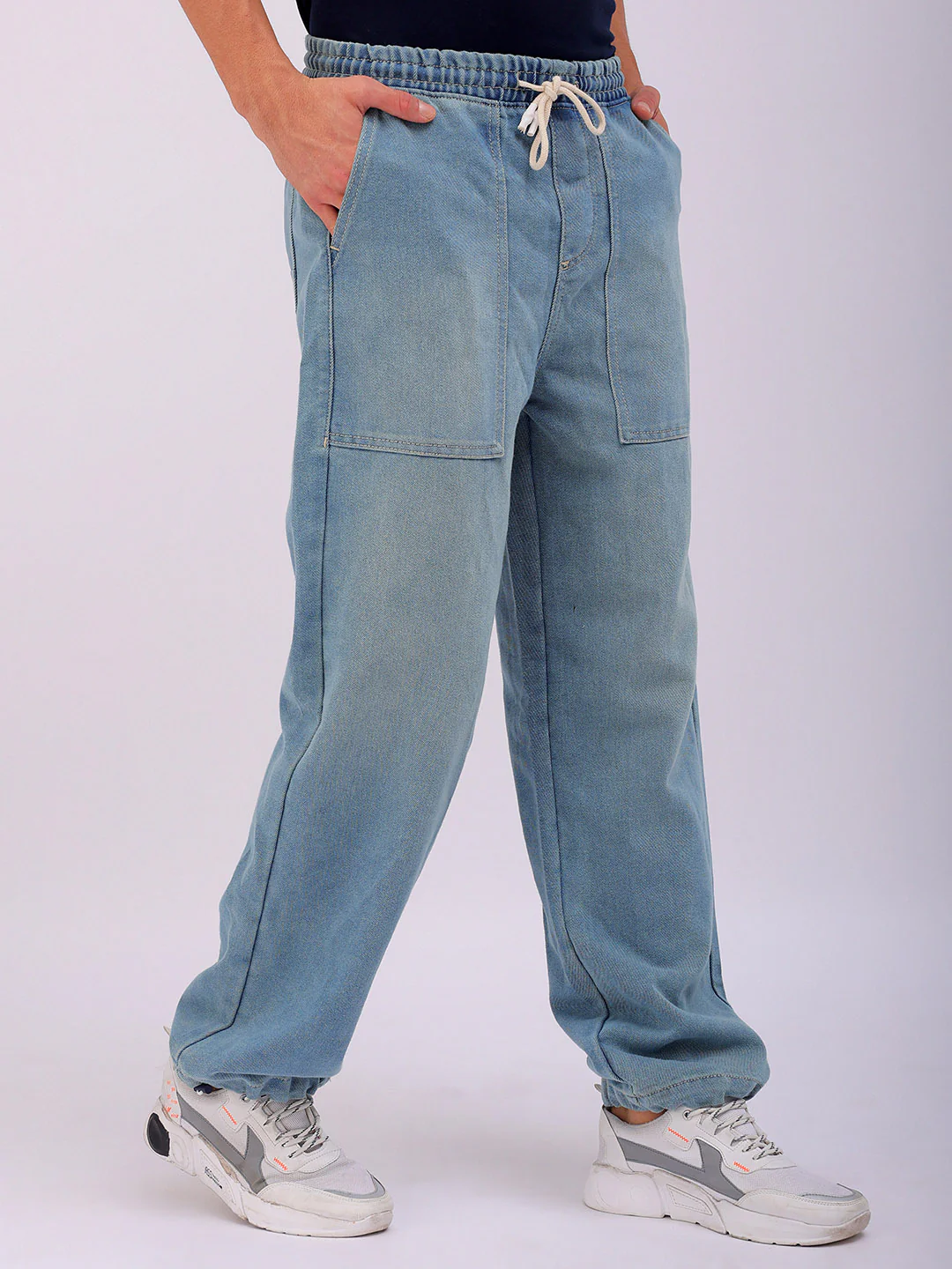 Men's Blue Relaxed Fit Solid Utility Jeans - Image 5