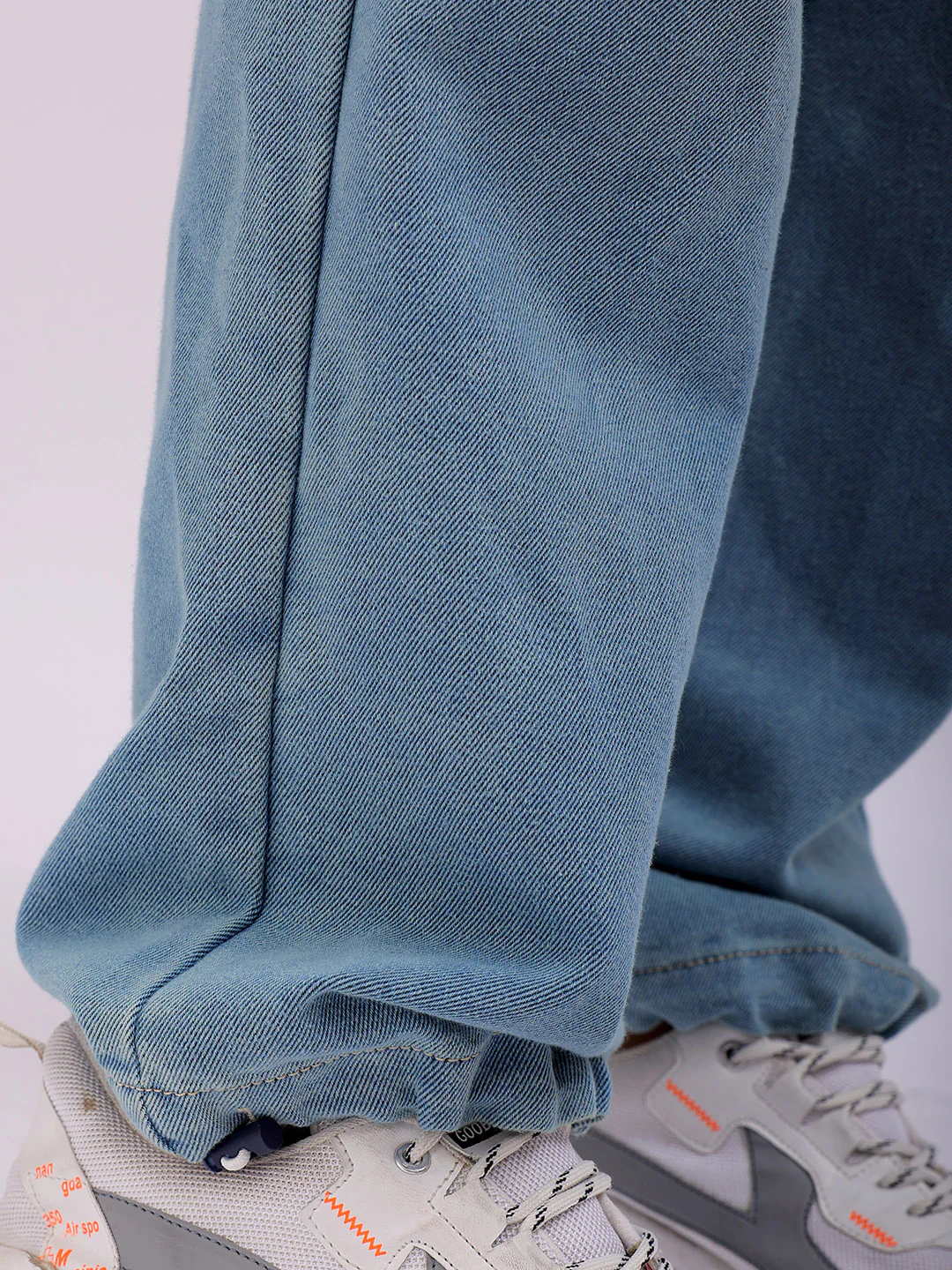 Men's Blue Relaxed Fit Solid Utility Jeans - Image 8