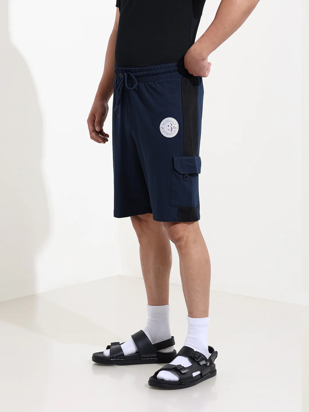 Men's Navy Blue Relaxed Fit Character Printed Shorts - Image 3