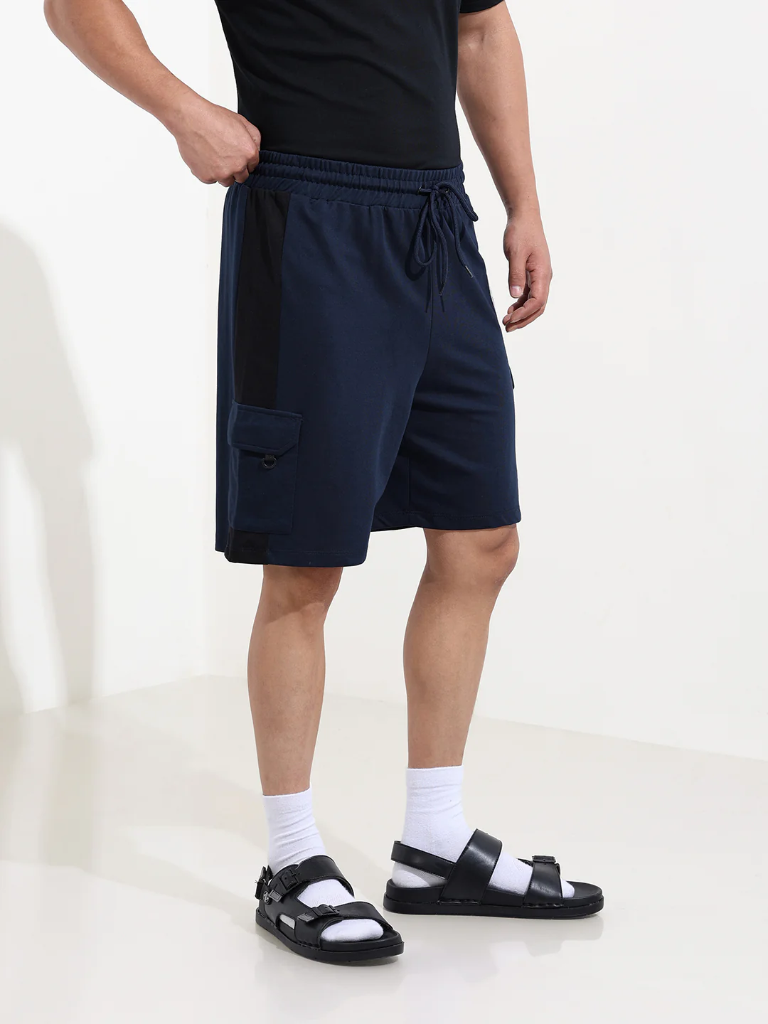 Men's Navy Blue Relaxed Fit Character Printed Shorts - Image 4