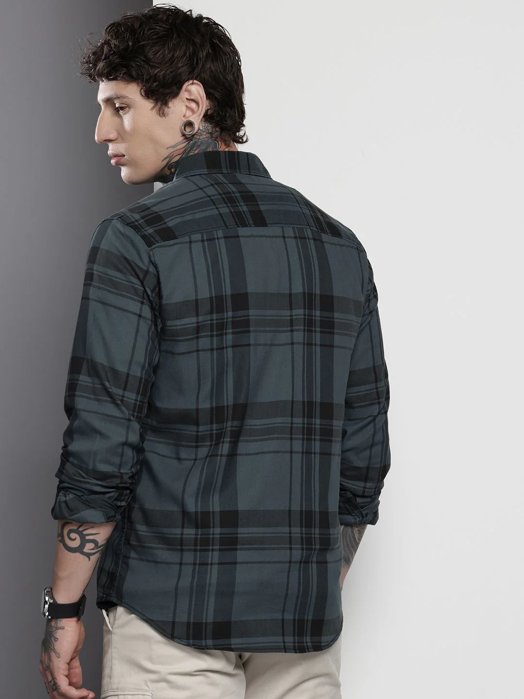 Men's Teal Slim Fit Checked Casual Shirt - Image 4