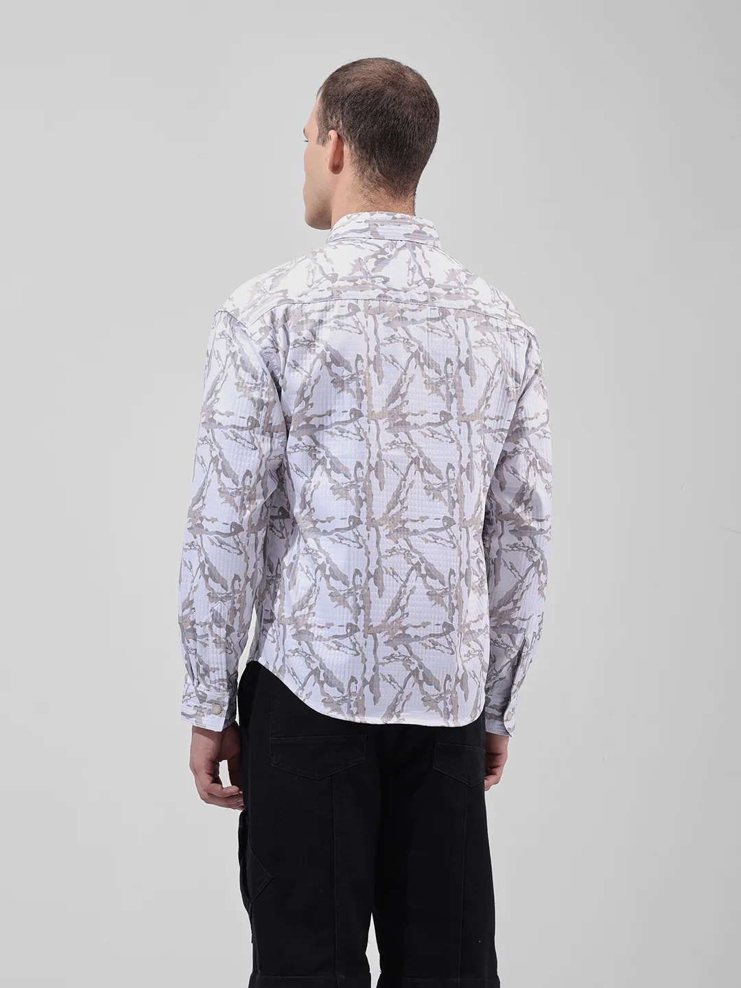 Men's Off White Regular Fit Printed Textured Shirt - Image 5