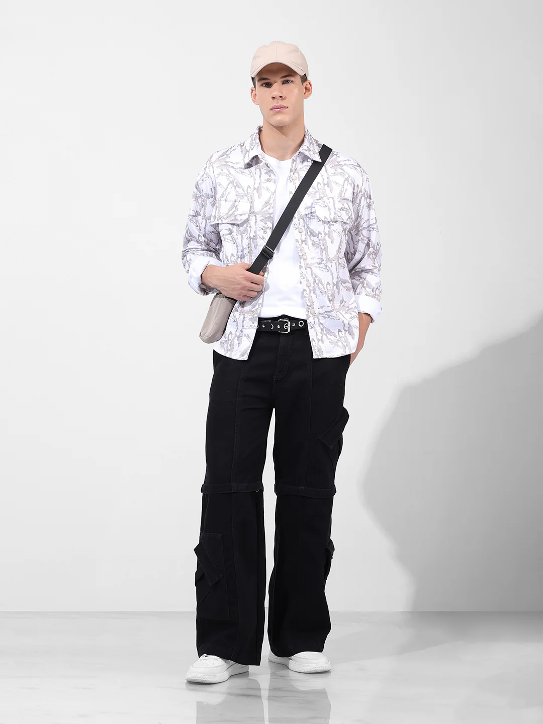 Men's Off White Regular Fit Printed Textured Shirt - Image 8