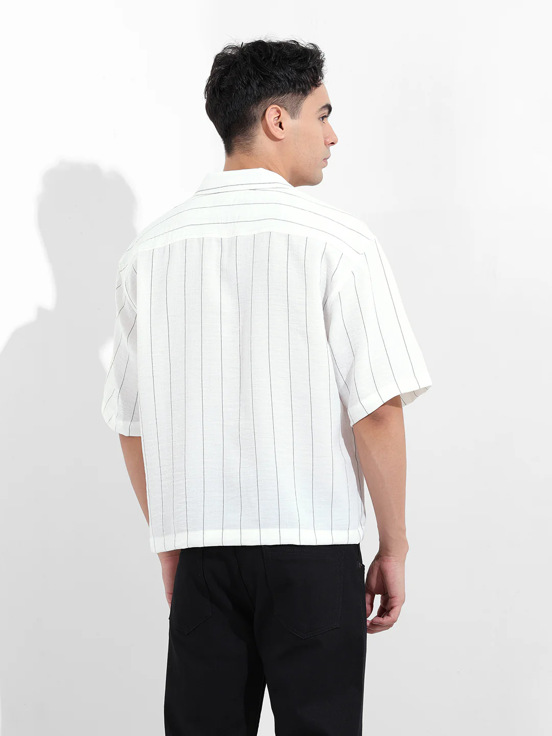 Men's White Boxy Fit Striped Casual Shirt - Image 4