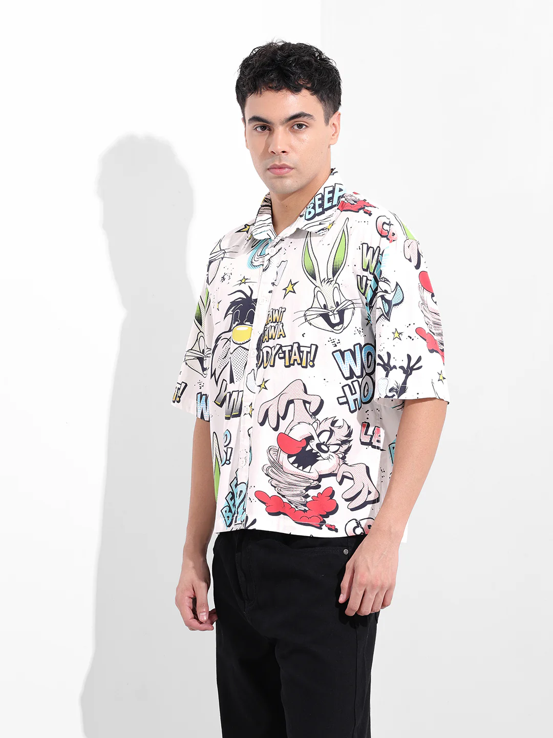 Men's White Boxy Fit Character Looney Tunes Shirt - Image 2