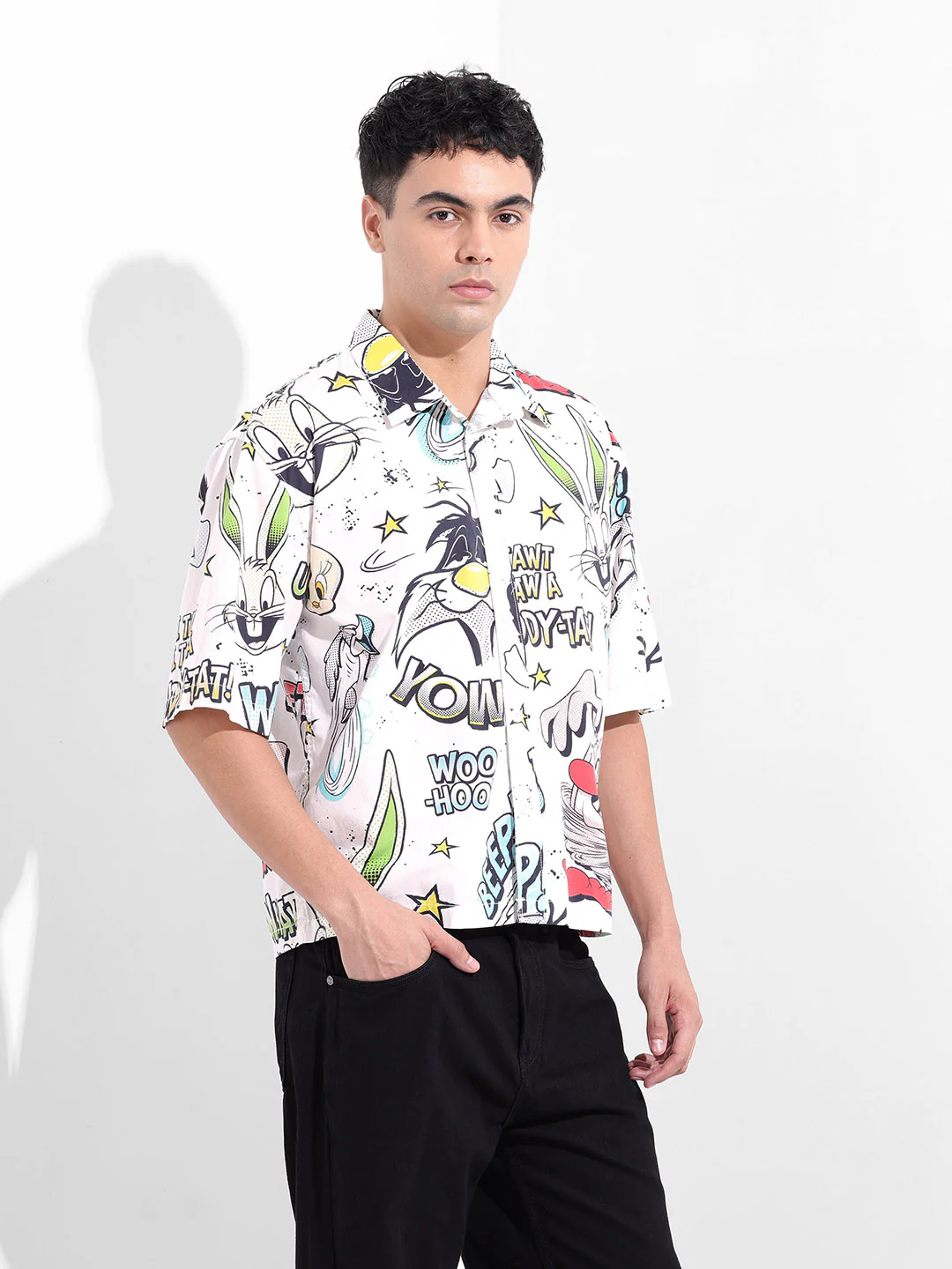Men's White Boxy Fit Character Looney Tunes Shirt - Image 3
