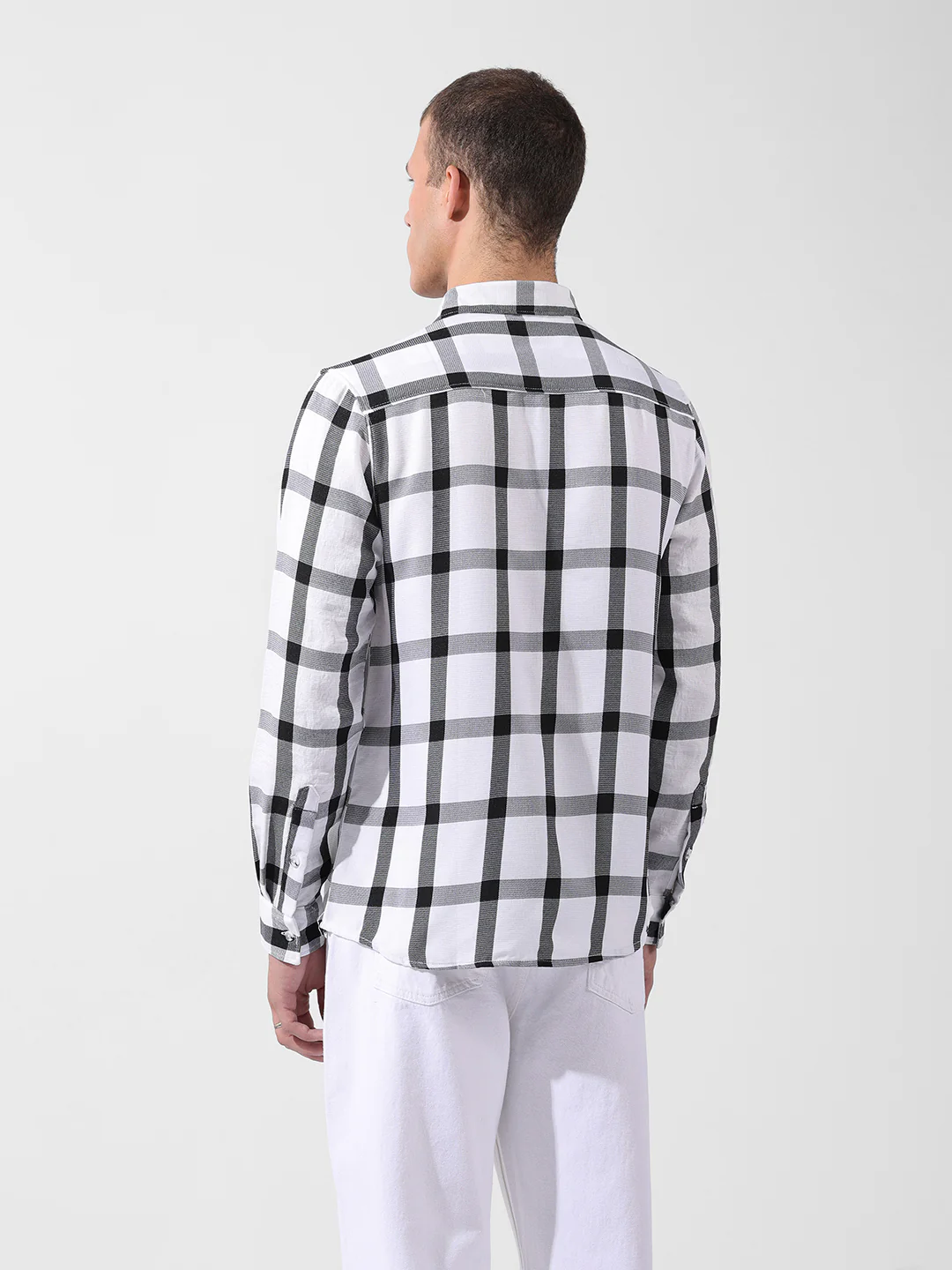 Men's White Regular Fit Checked Casual Shirt - Image 6