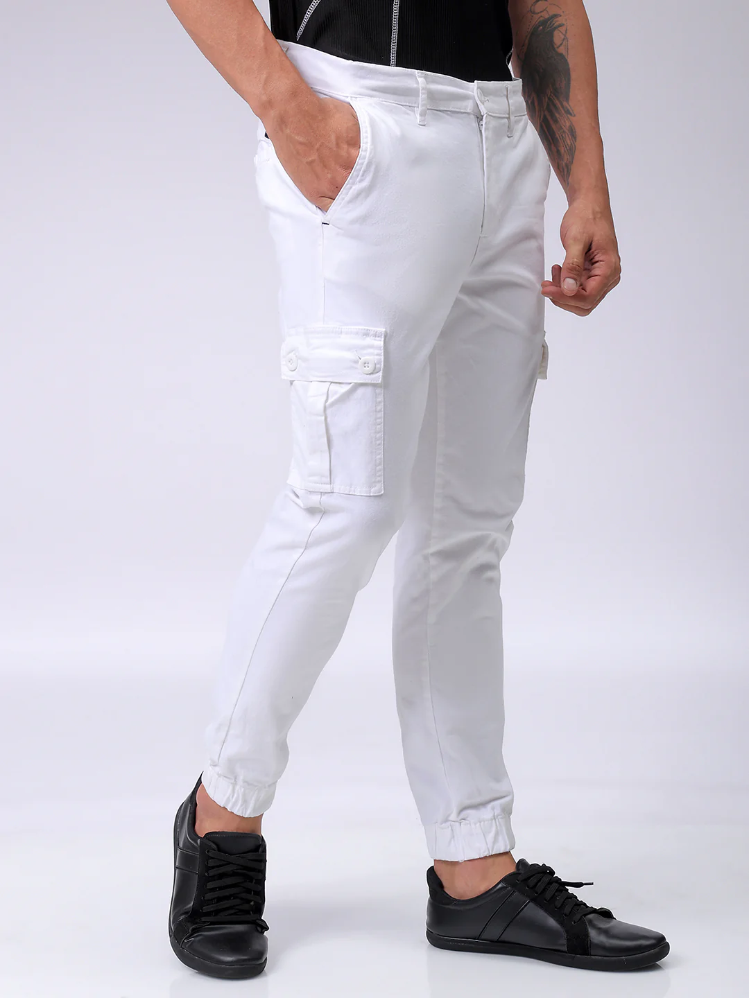 Men's White Regular Fit Solid Utility Cargo - Image 4