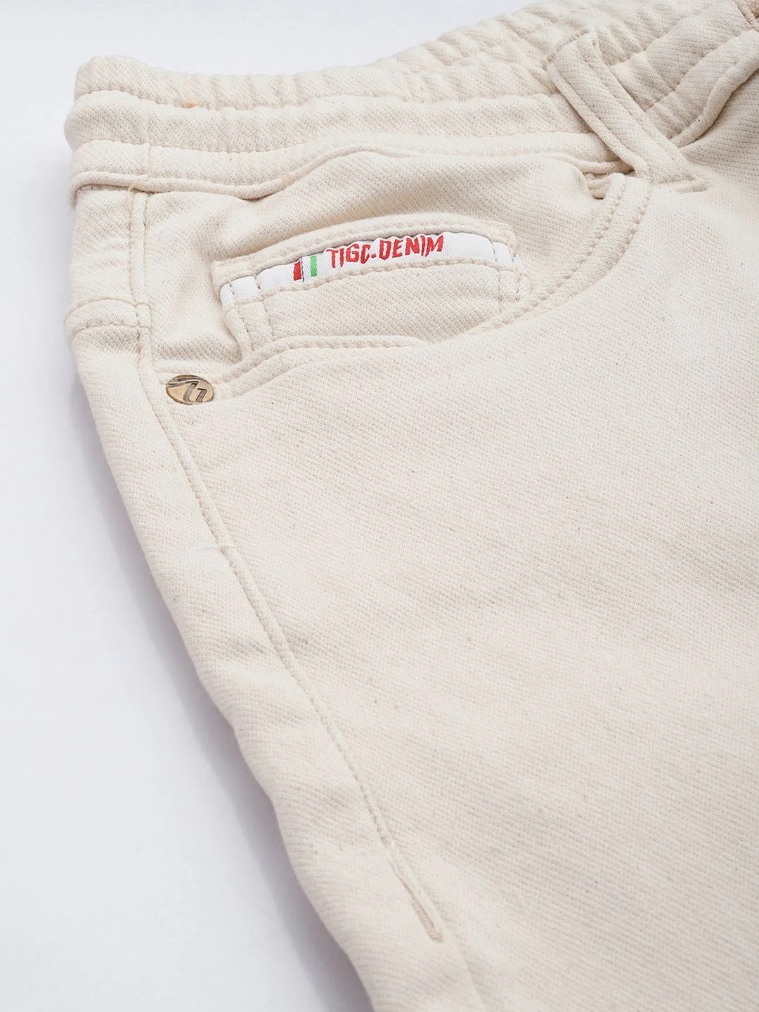 Men's Off White Regular Fit Solid Casual Jeans - Image 5