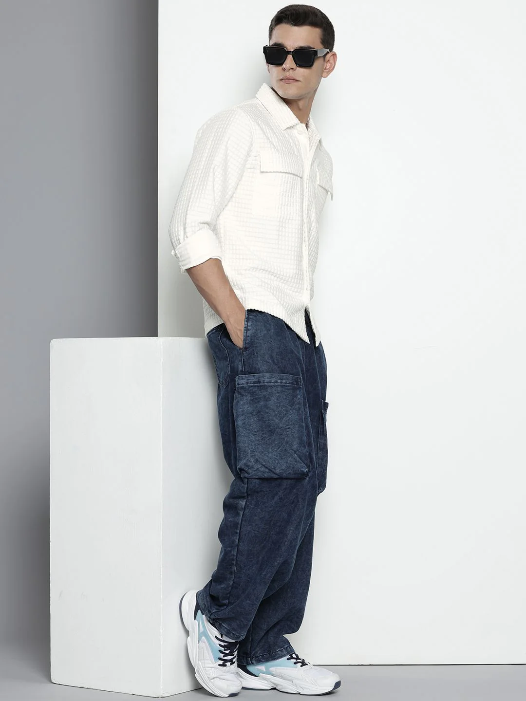Men's White Regular Fit Solid Textured Shirt - Image 3