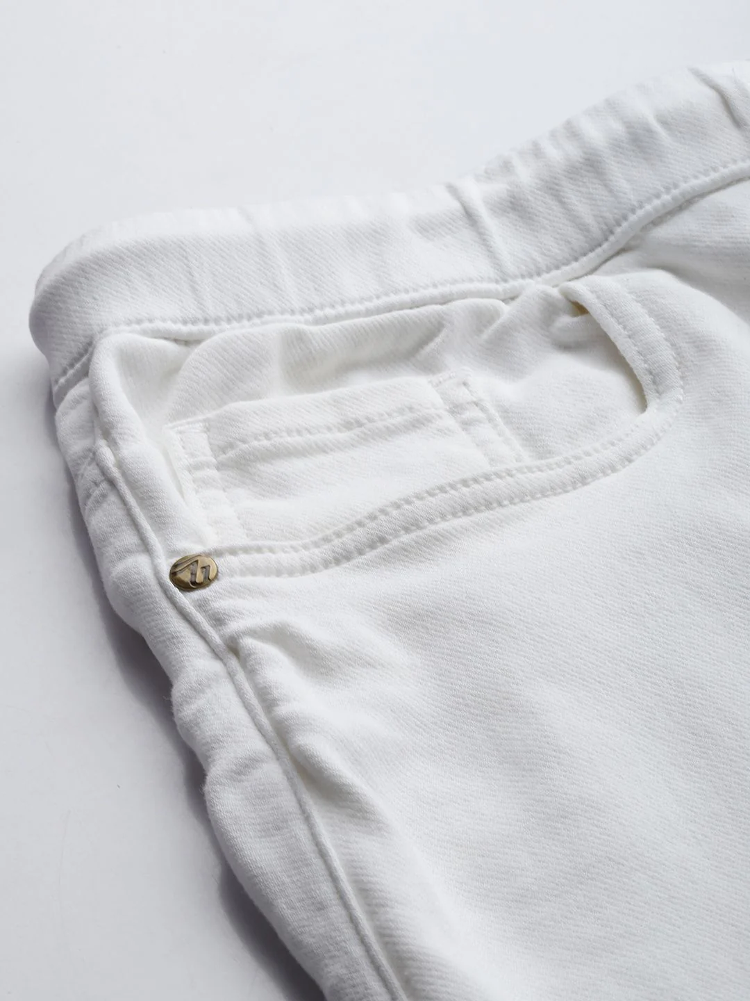 Men's White Regular Fit Solid Utility Jeans - Image 6