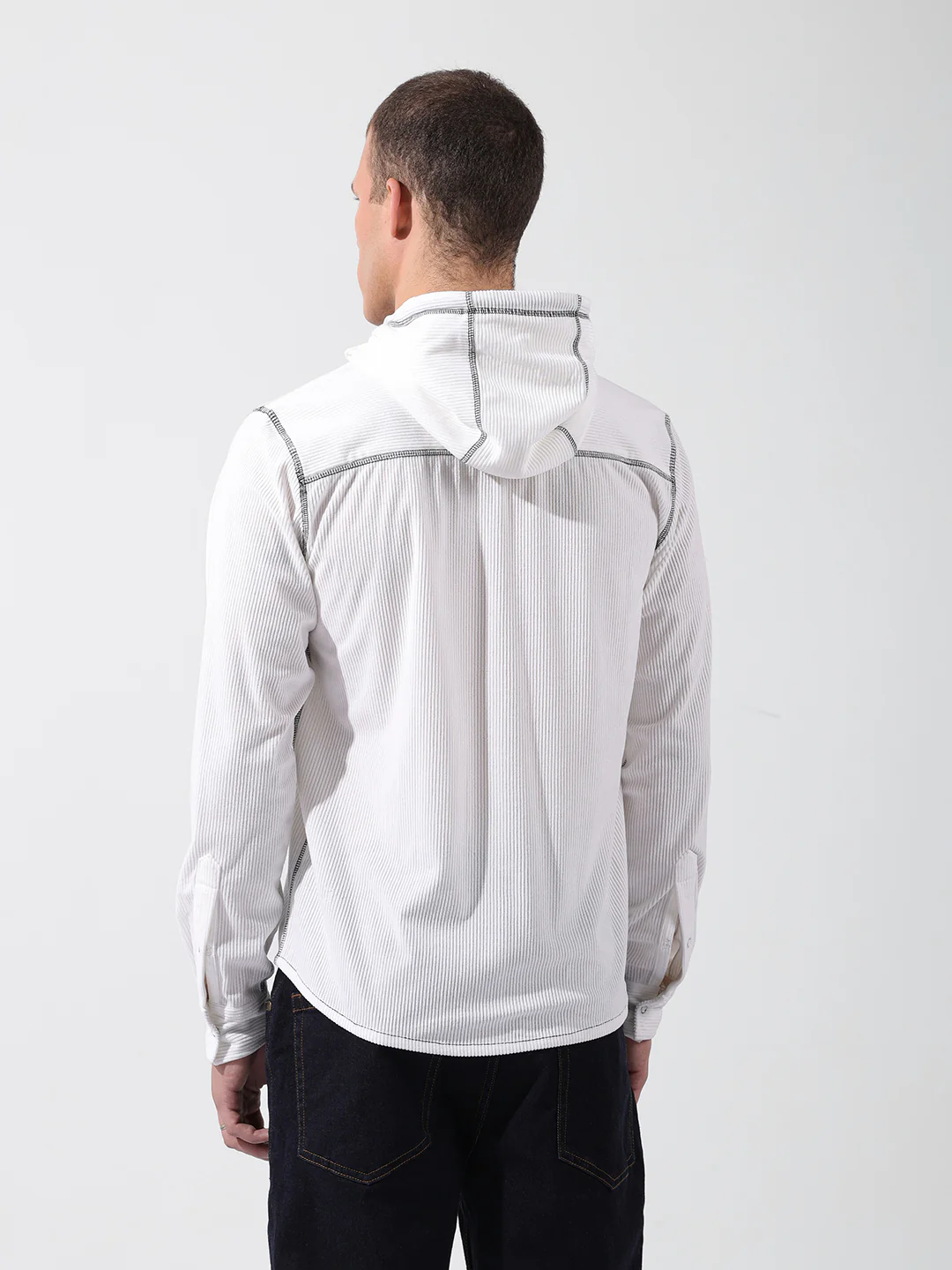 Men's White Regular Fit Solid Street Wear Shirt - Image 4