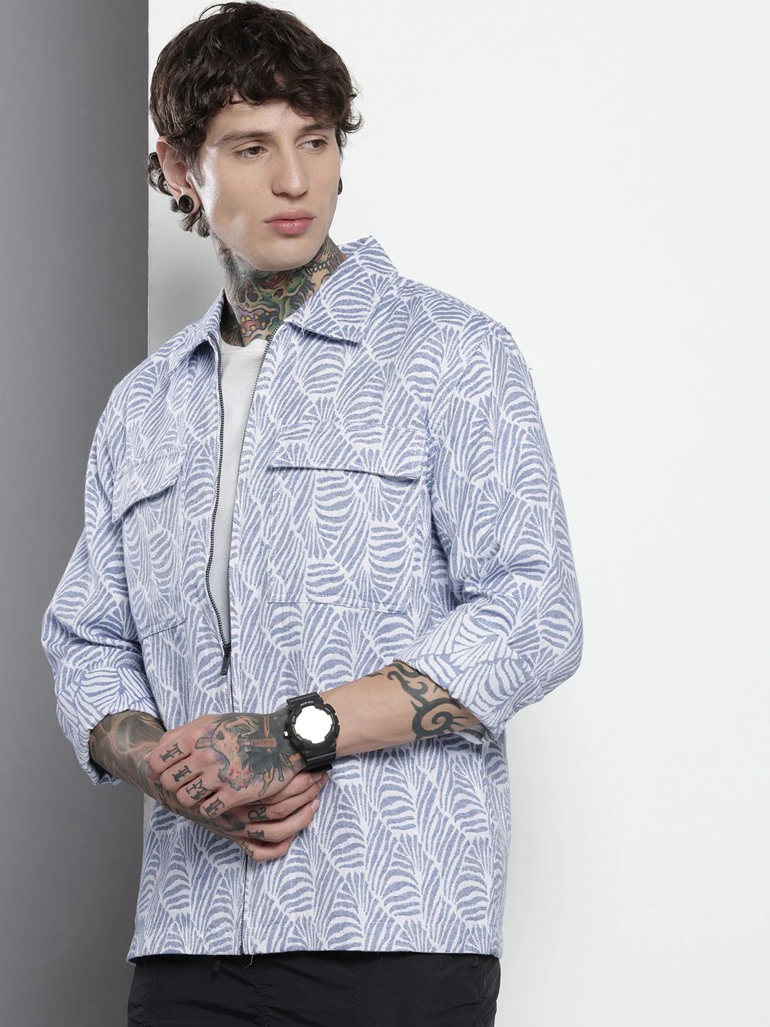 Men's White Regular Fit Textured Casual Shirt - Image 2