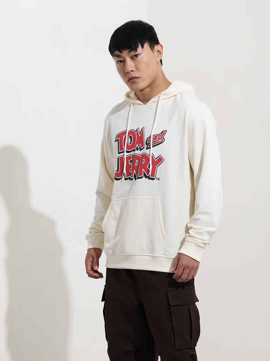 Men's White Regular Fit Character Tom & Jerry Printed Sweatshirt - Image 3
