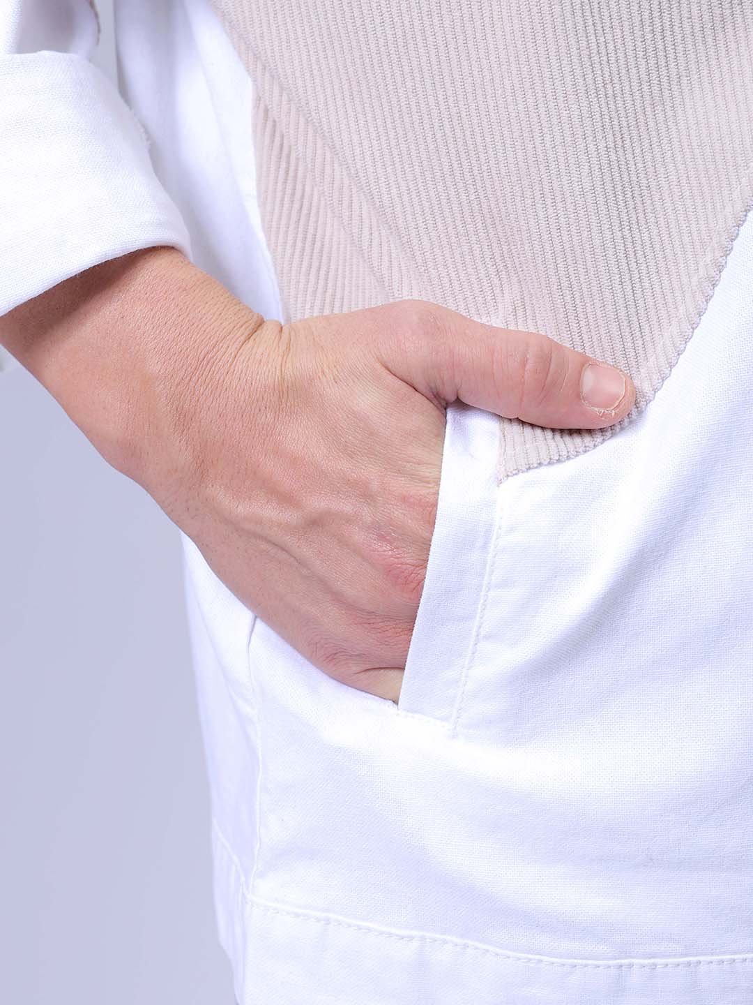 Men's Optic White Relaxed Fit Colourblocked Casual Jacket - Image 10