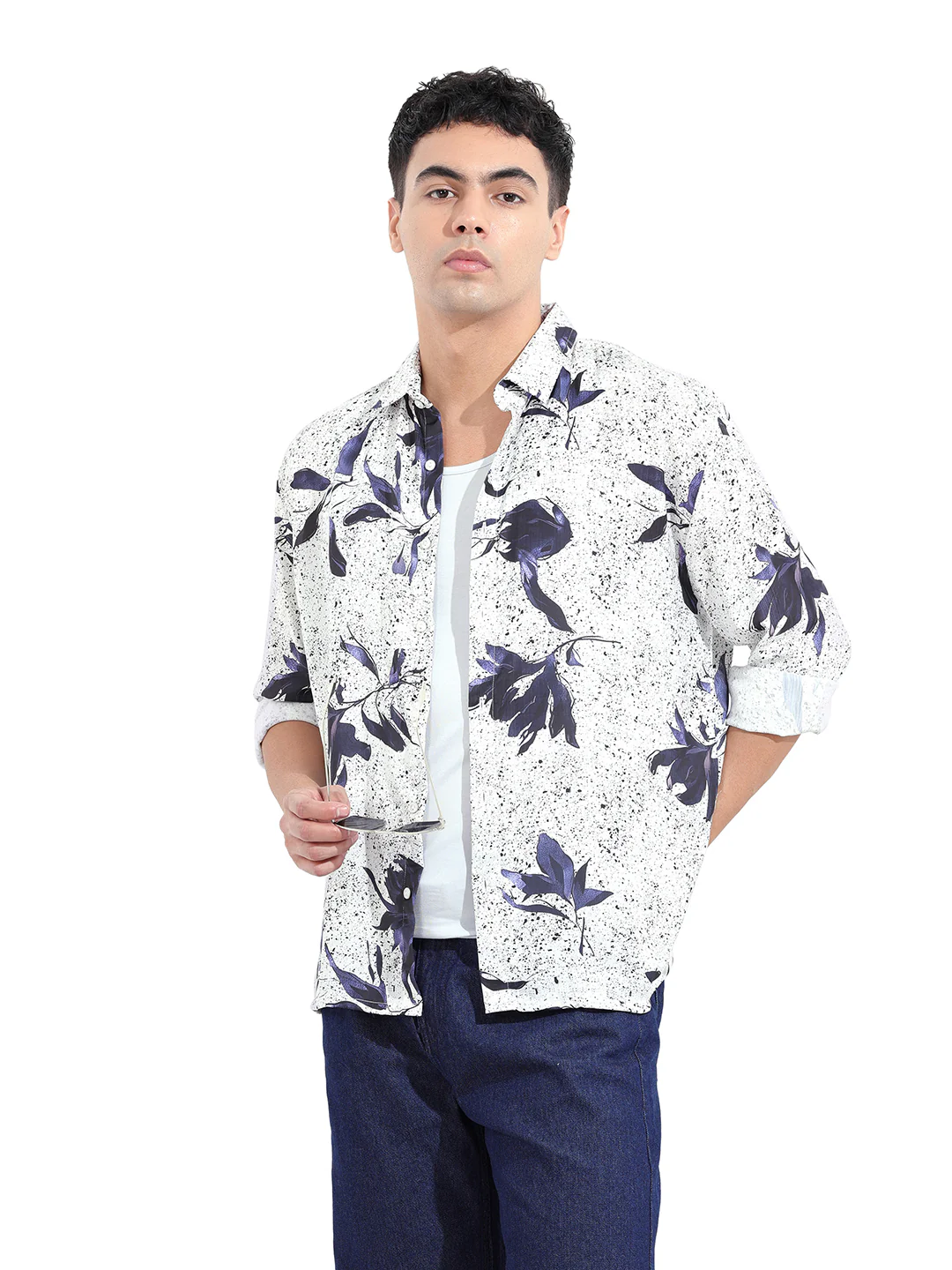 Men's White Relaxed Fit Printed Casual Shirt - Image 2